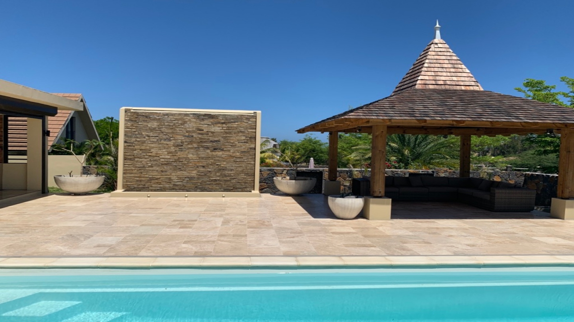House / Villa of 3 bedrooms for sale in Tamarin, west, Mauritius – LexpressProperty.com | 243809 | Ref01