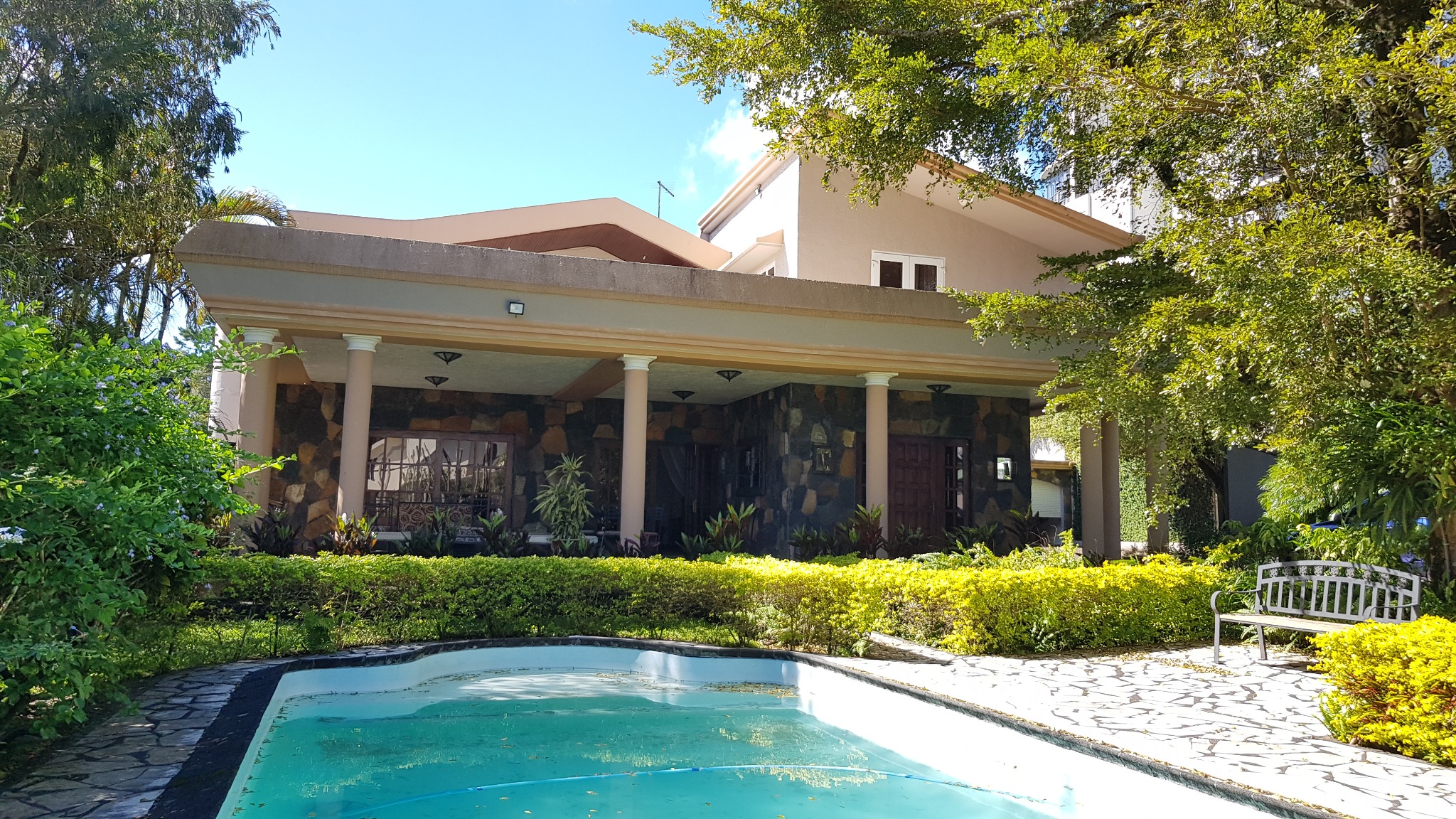 House / Villa of 4 bedrooms for sale in Floréal, center, Mauritius – LexpressProperty.com | 229488 | Ref01