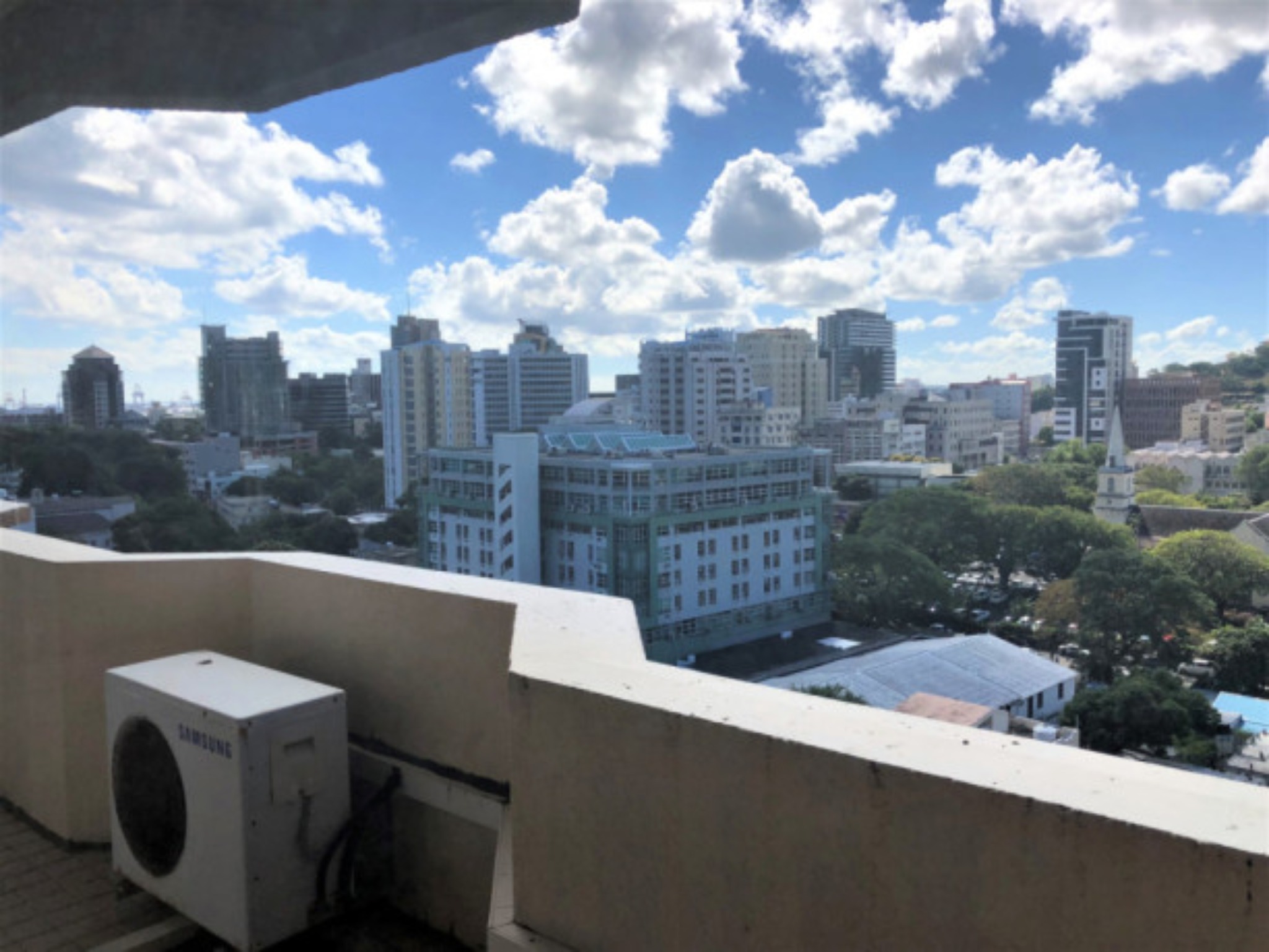 Bureau vente à Port Louis, nord, île Maurice – LexpressProperty.com | 247649 | Ref01