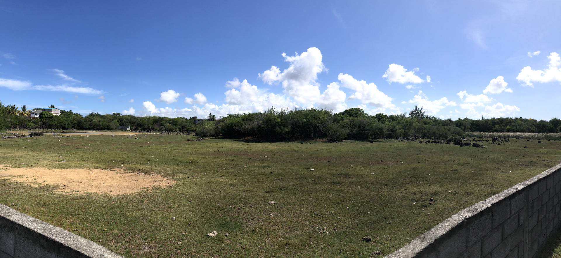 Terrain résidentiel de 9656 m2 en vente à Cap Malheureux, nord, île Maurice – LexpressProperty.com | 18097 | Ref01