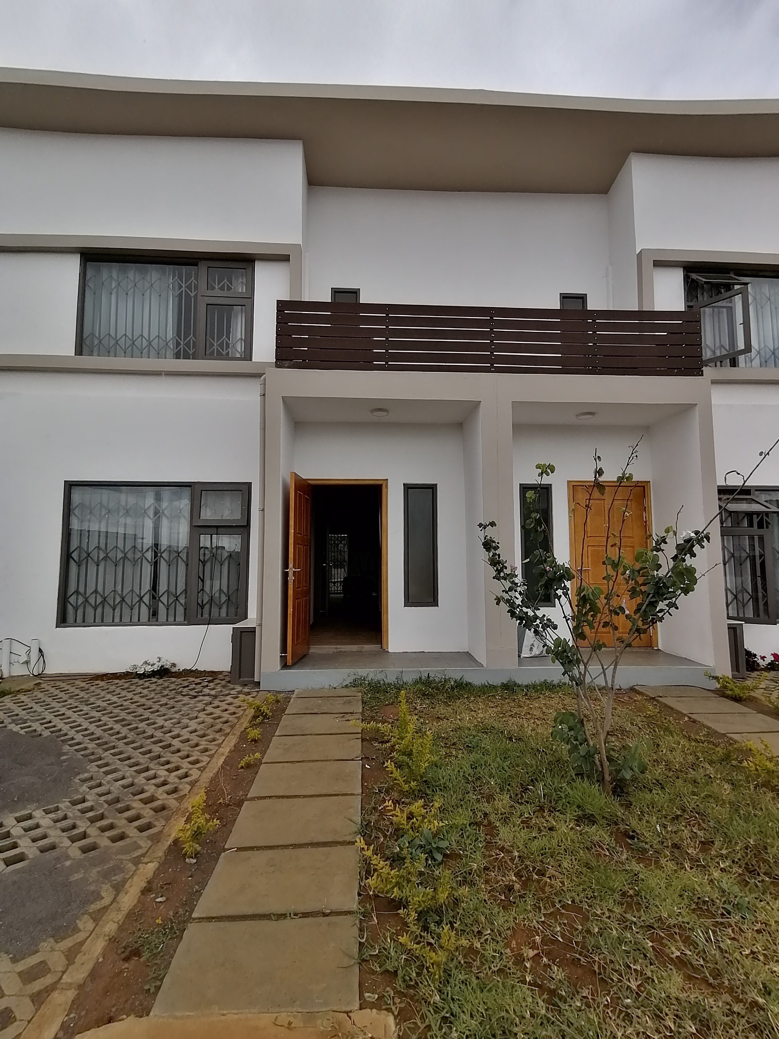 Apartment of 3 bedrooms for rent in Ebène, center, Mauritius – LexpressProperty.com | 261559 | Ref01
