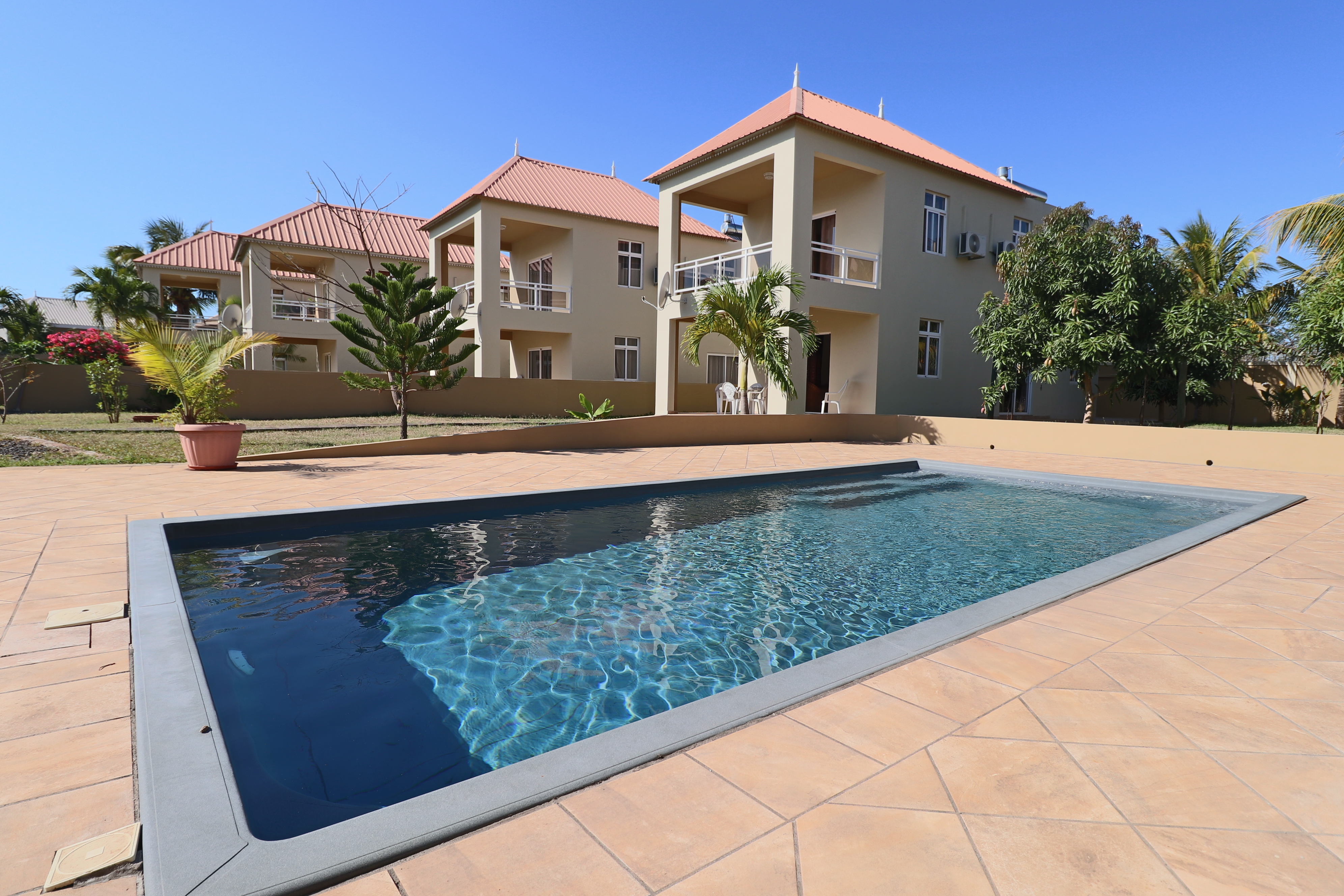 Complexe hôtelier 16 Chambre(s) en vente à Pointe aux Piments, nord, île Maurice – LexpressProperty.com | 230266 | Ref01