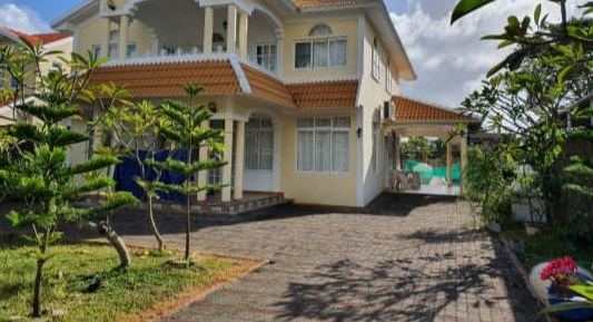 House / Villa of 4 bedrooms for rent in Pointe aux Canonniers, north, Mauritius – LexpressProperty.com | 258282 | Ref01