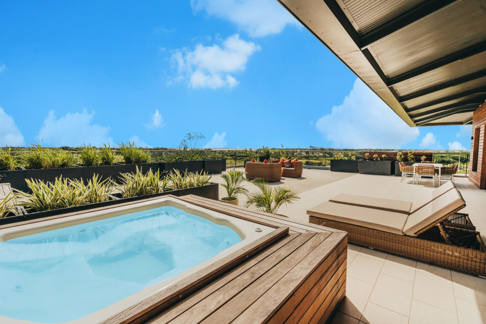 House / Villa of 2 bedrooms for holiday rental in Grand Bay, north, Mauritius – LexpressProperty.com | 284269 | Ref01