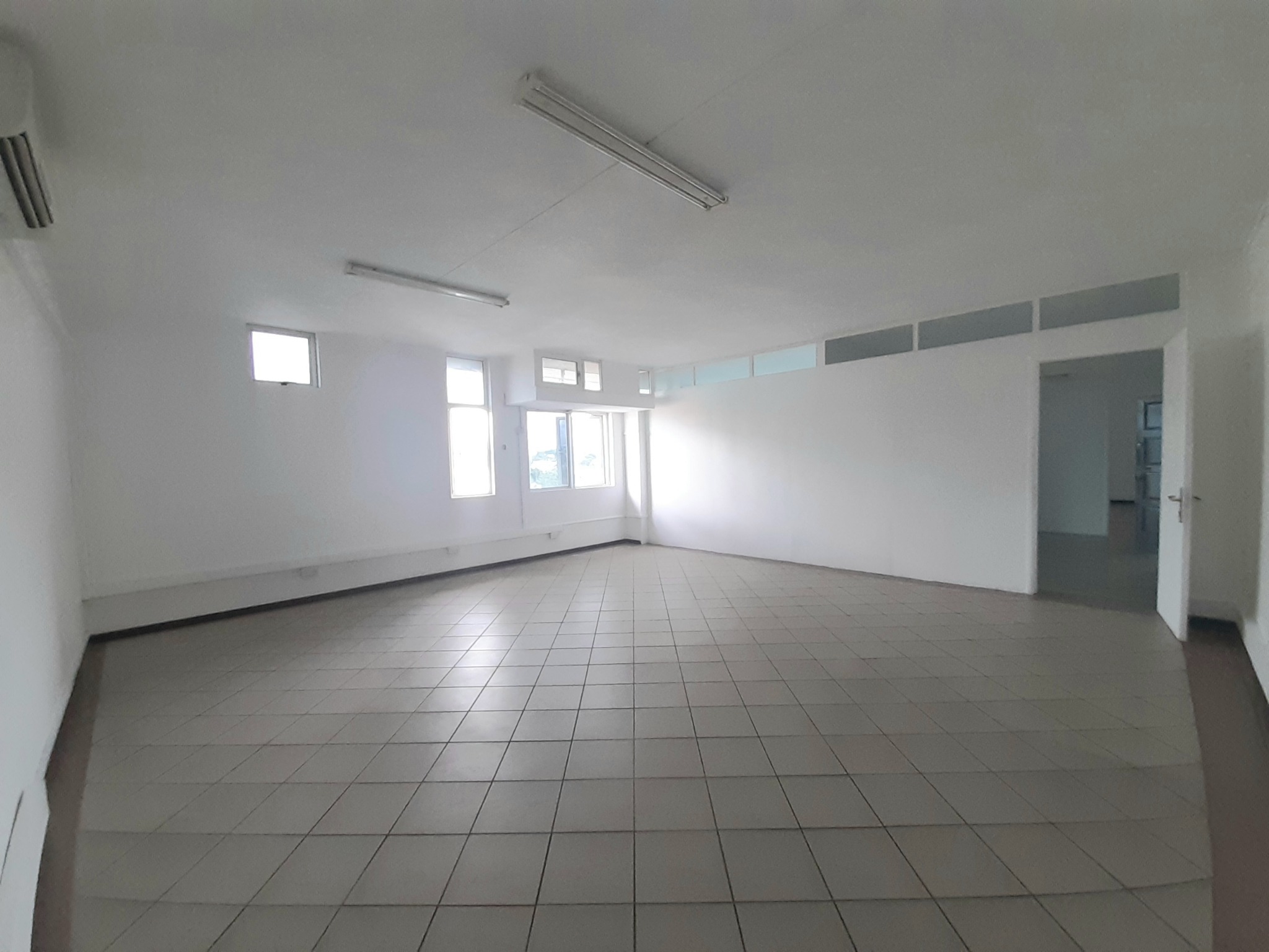 Office for rent in Quatre Bornes, center, Mauritius – LexpressProperty.com | 265907 | Ref01