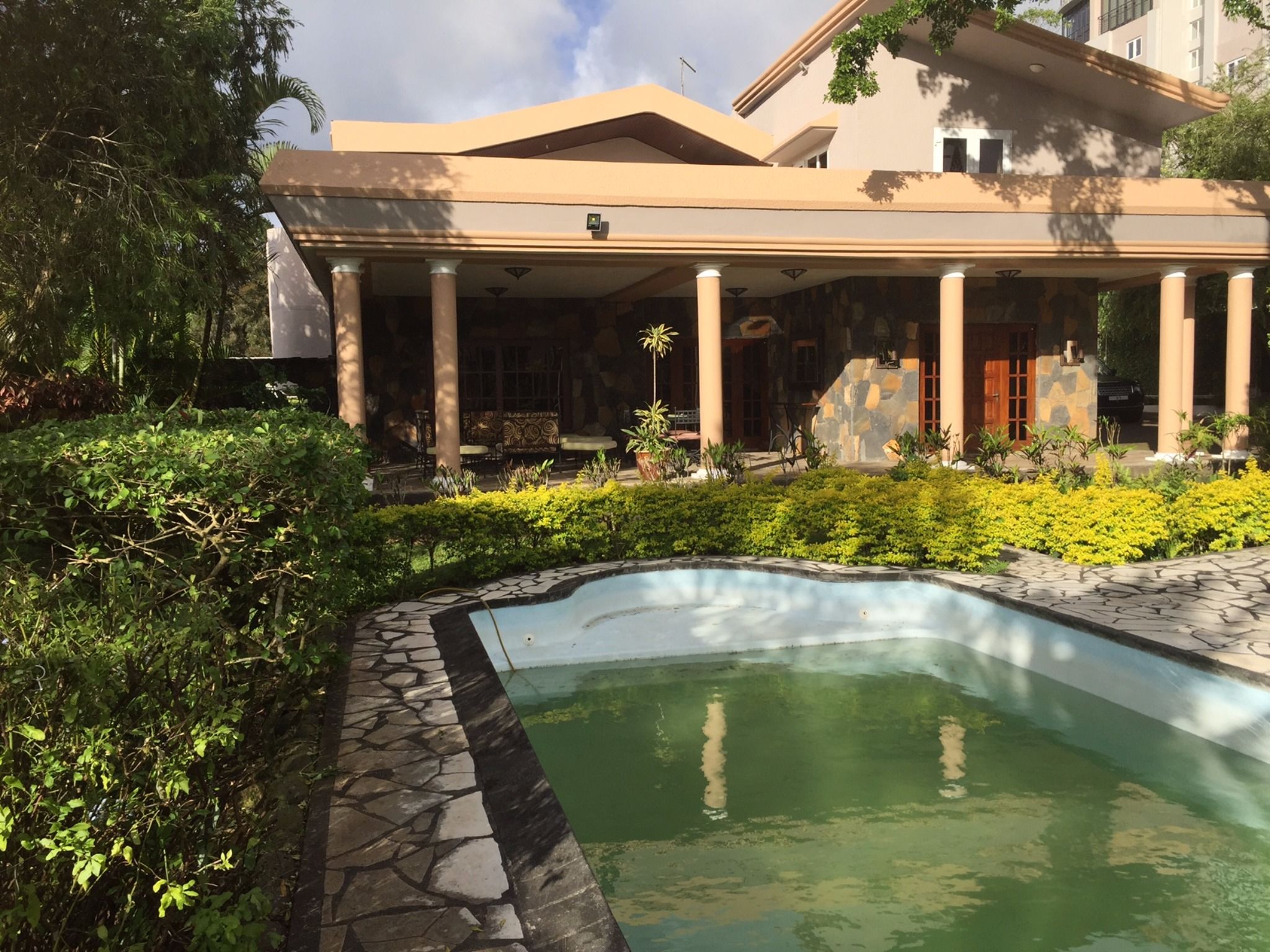 House / Villa of 4 bedrooms for sale in Floréal, center, Mauritius – LexpressProperty.com | 267500 | Ref01