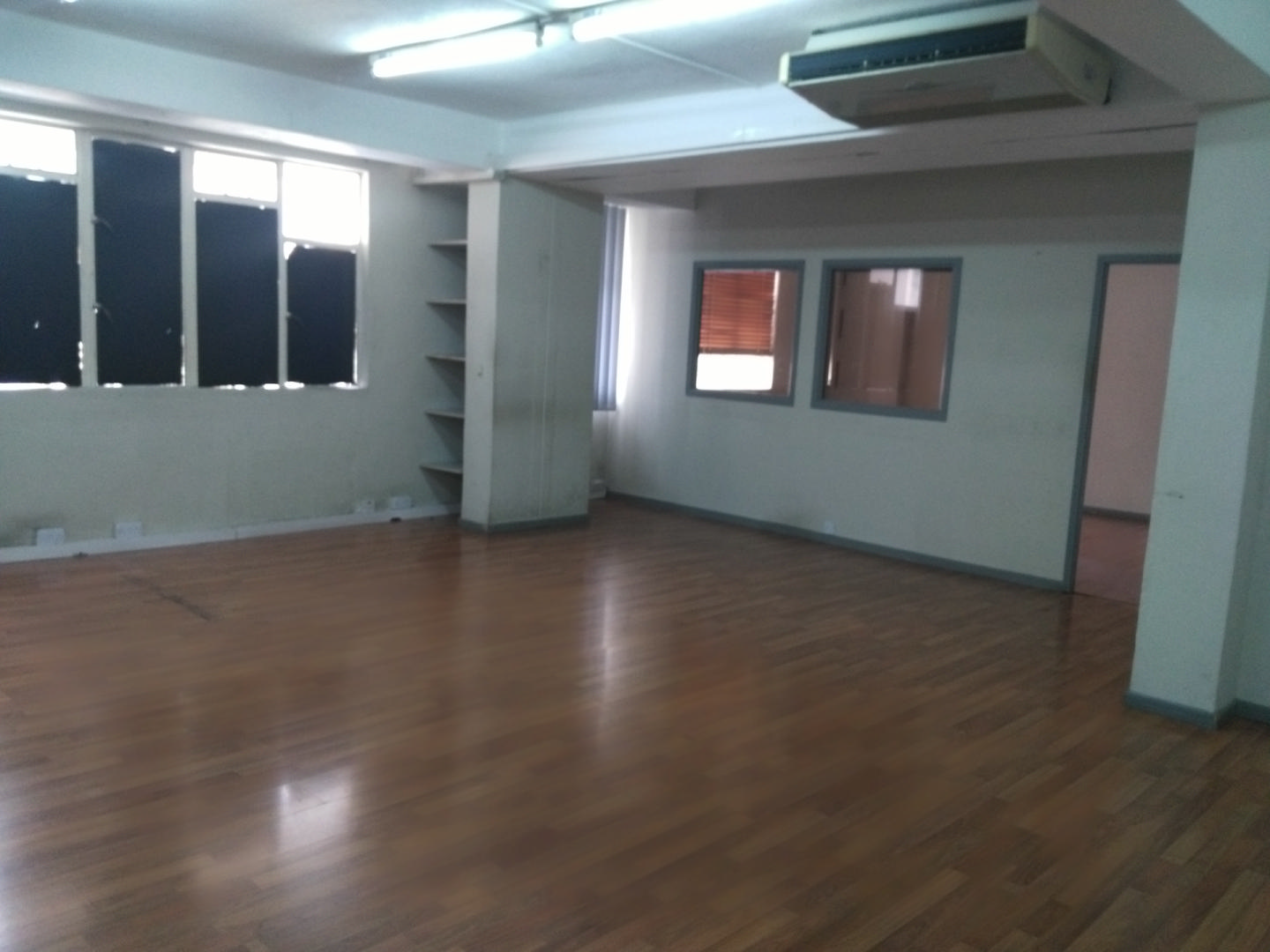 Bureau vente à Port Louis, nord, île Maurice – LexpressProperty.com | 241174 | Ref01