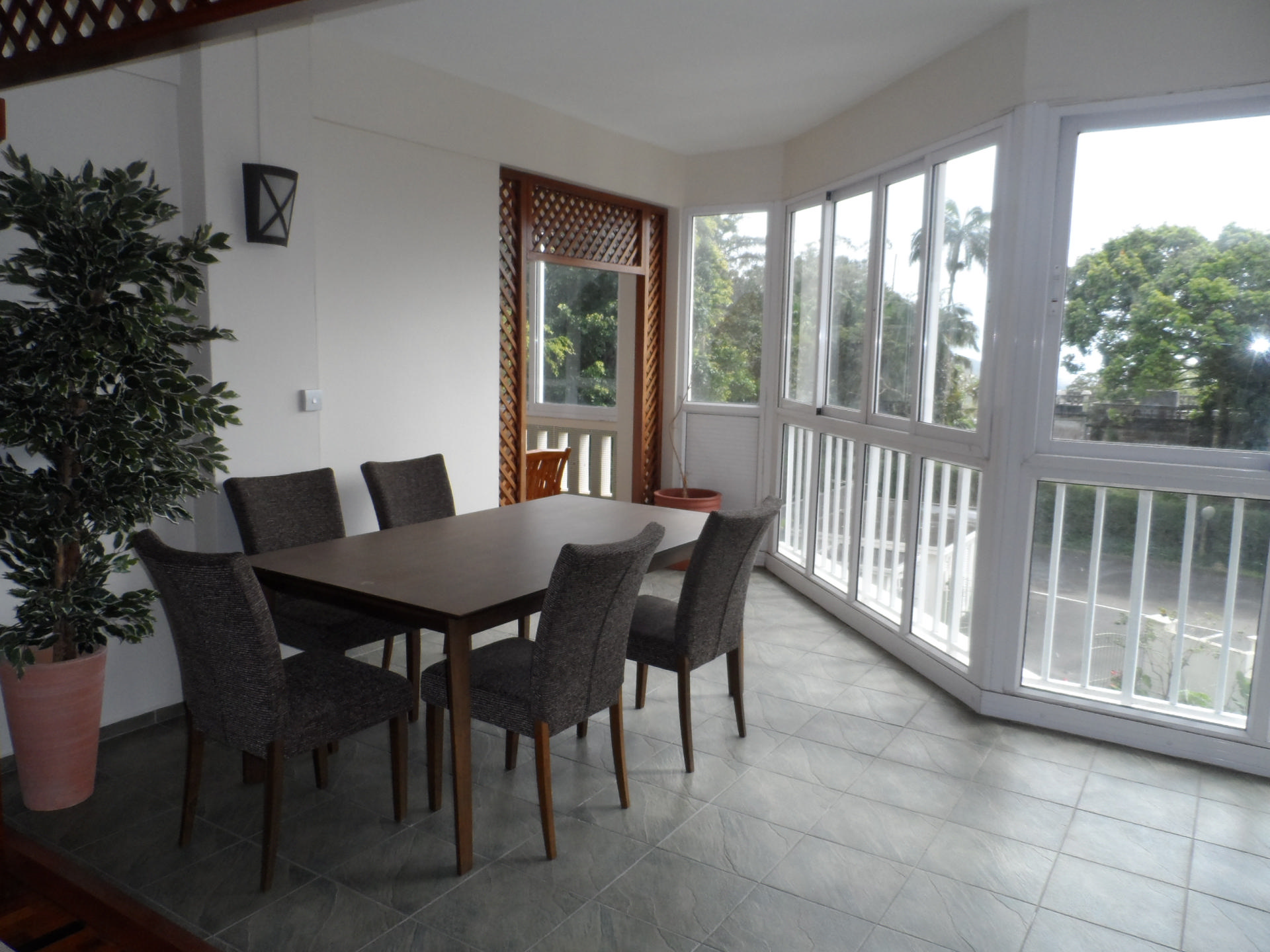 Apartment of 4 bedrooms for rent in Floréal, center, Mauritius – LexpressProperty.com | 213949 | Ref01