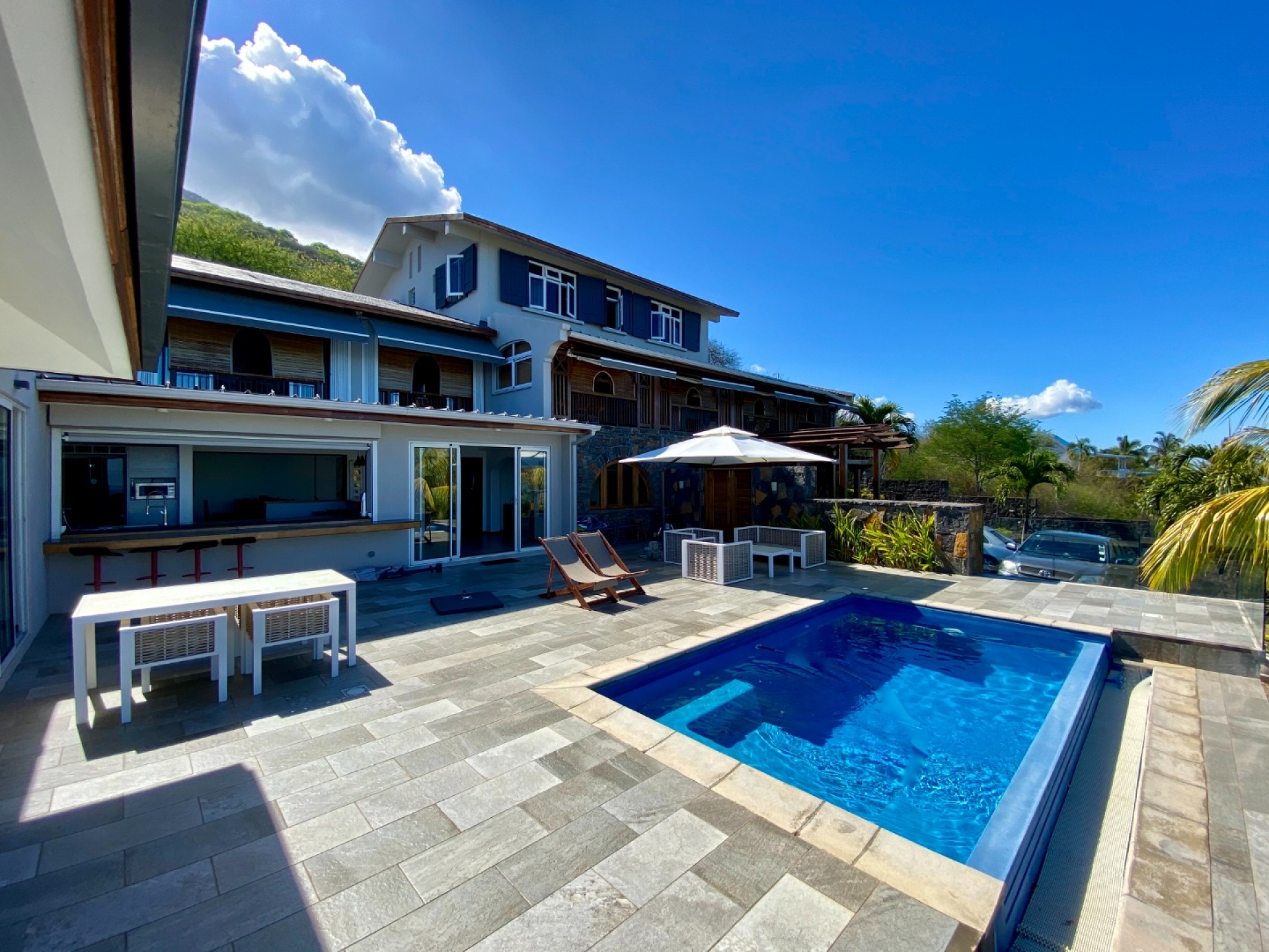 House / Villa of 6 bedrooms for sale in Tamarin, west, Mauritius – LexpressProperty.com | 268863 | Ref01