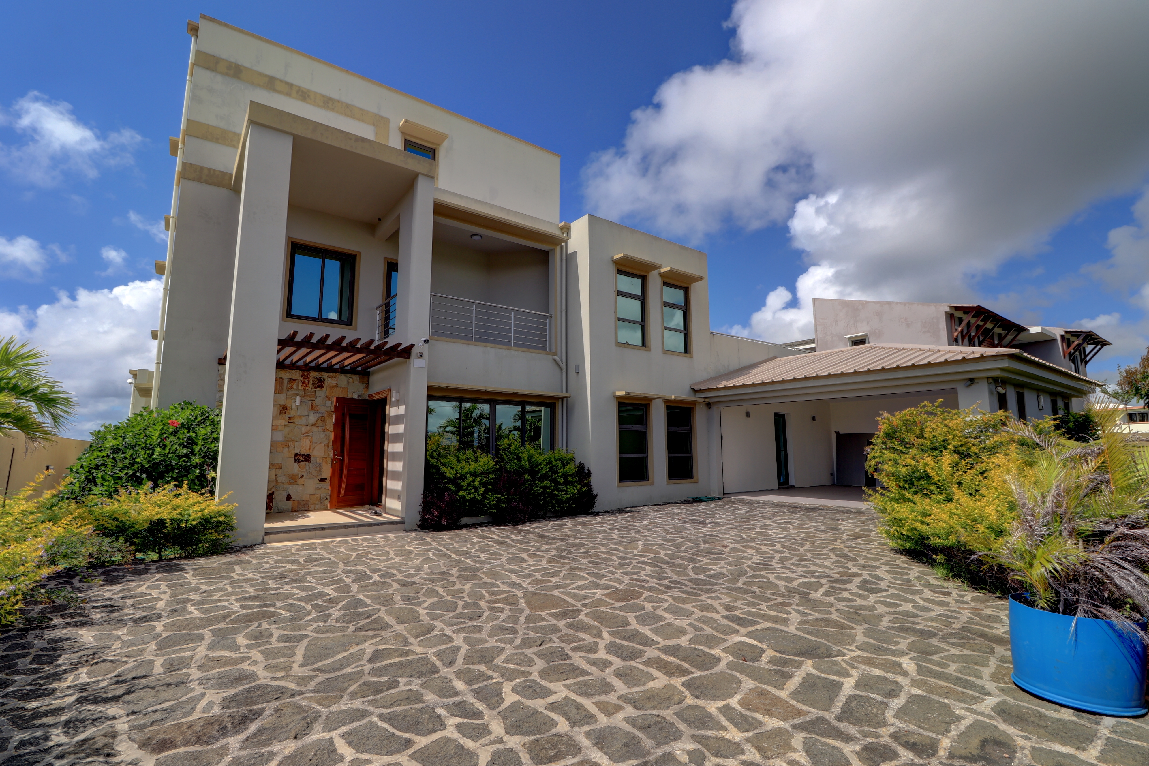 Maison / Villa 5 Chambre(s) en vente à Beau Vallon, sud, île Maurice – LexpressProperty.com | 270432 | Ref01