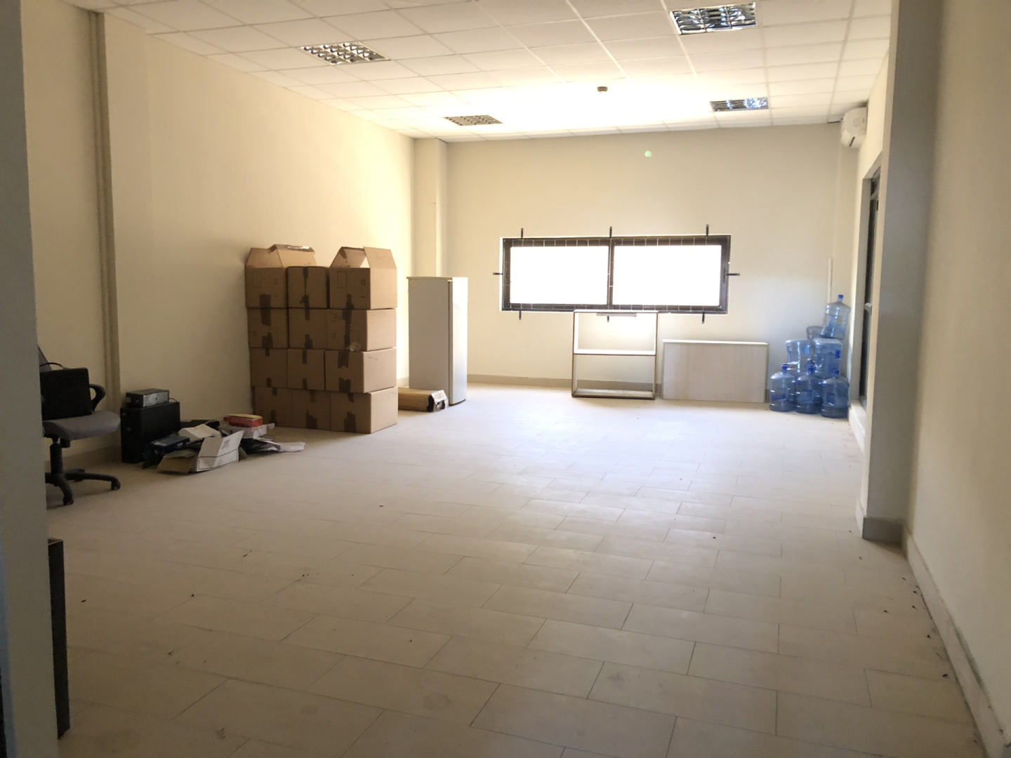 Office for rent in Pointe aux Sables, west, Mauritius – LexpressProperty.com | 240158 | Ref01