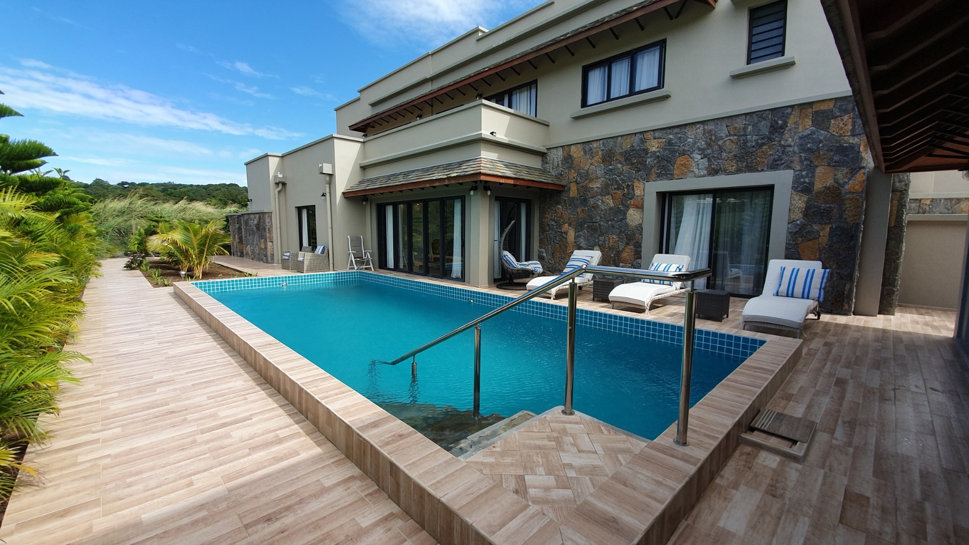 Property – LexpressProperty.com | 274965 | Ref01