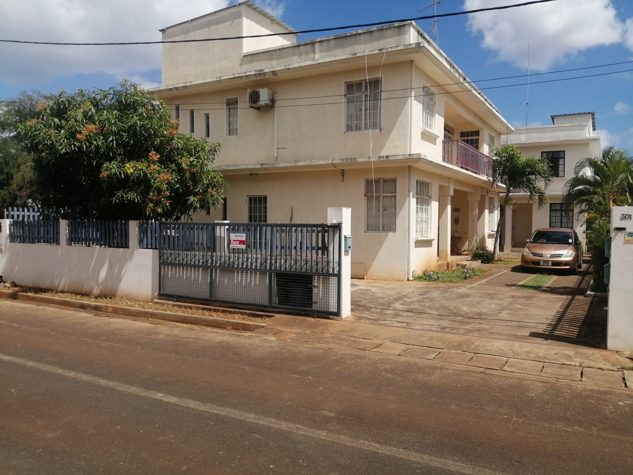Residential complex / building of 12 bedrooms for sale in Flic en Flac, west, Mauritius – LexpressProperty.com | 280102 | Ref01