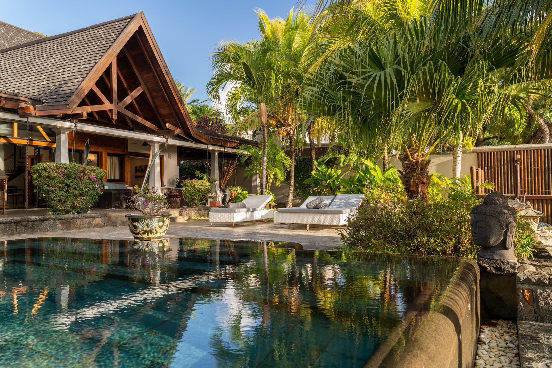 House / Villa of 5 bedrooms for rent in La Preneuse, west, Mauritius – LexpressProperty.com | 311779 | Ref01