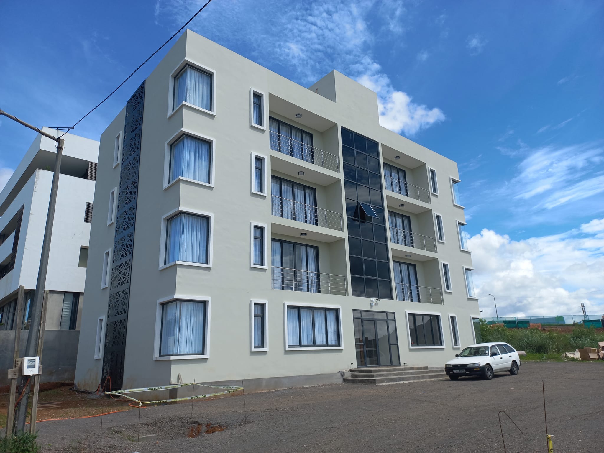 Apartment of 3 bedrooms for rent in Ebène, center, Mauritius – LexpressProperty.com | 289713 | Ref01