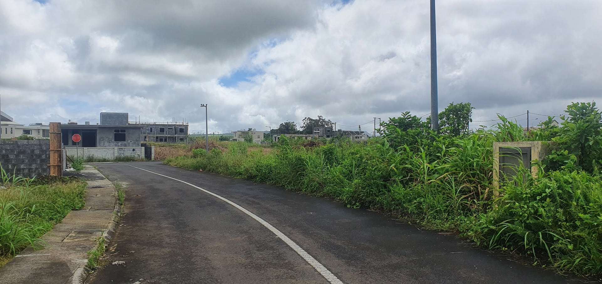 Residential land of 9722 m2 for sale in Quartier Militaire, center, Mauritius – LexpressProperty.com | 293926 | Ref01