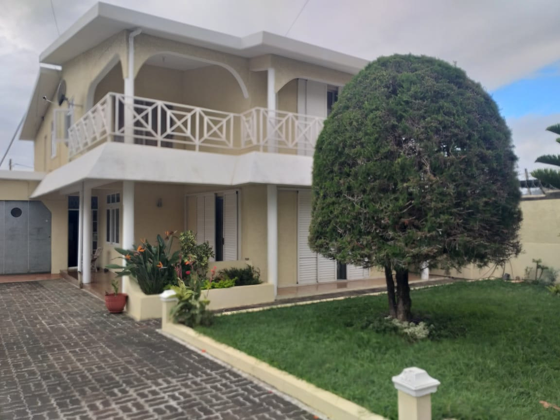 House / Villa of 6 bedrooms for sale in Coromandel, center, Mauritius – LexpressProperty.com | 295181 | Ref01