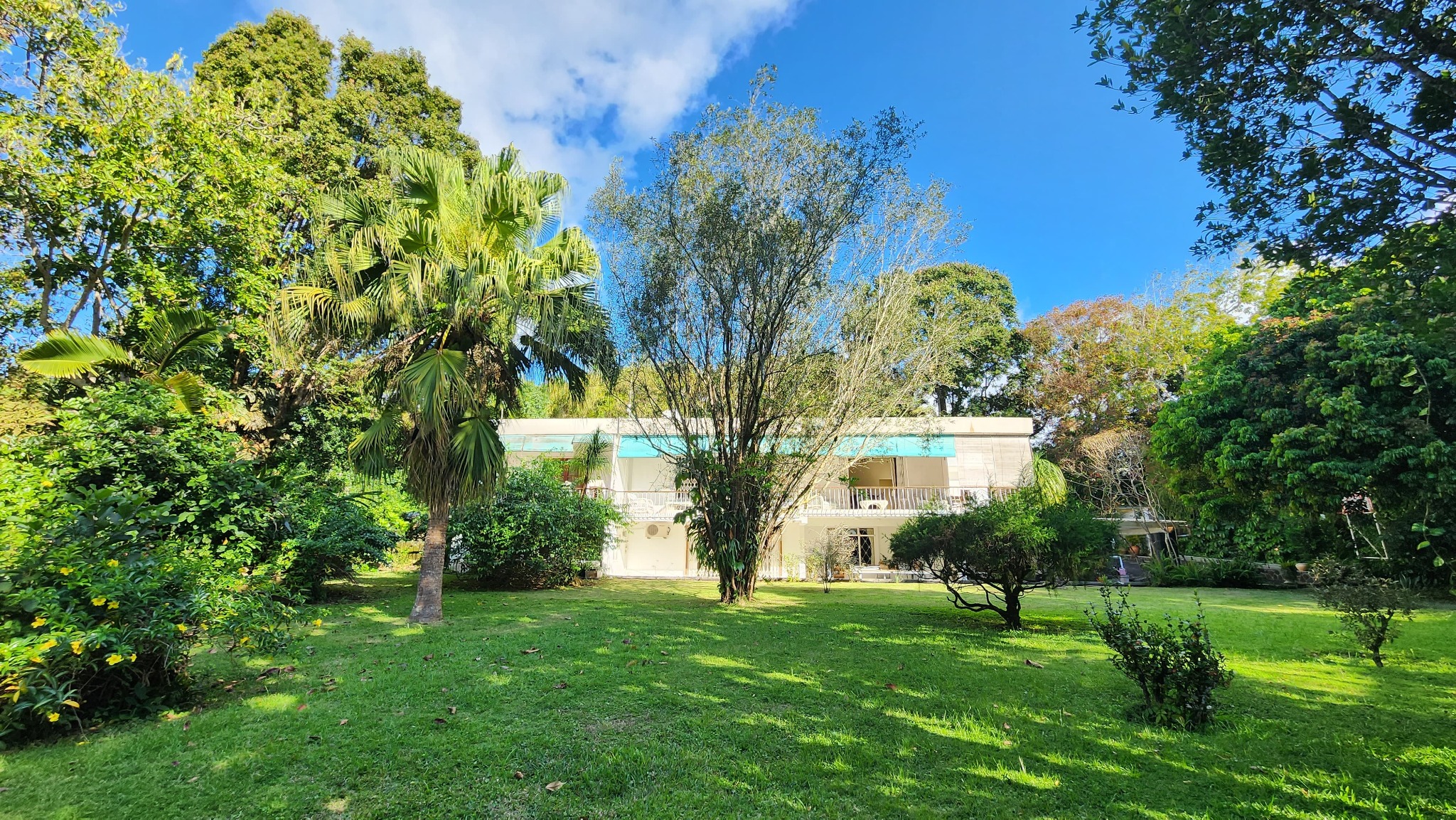 House / Villa of 4 bedrooms for sale in Floréal, center, Mauritius – LexpressProperty.com | 382569 | Ref01