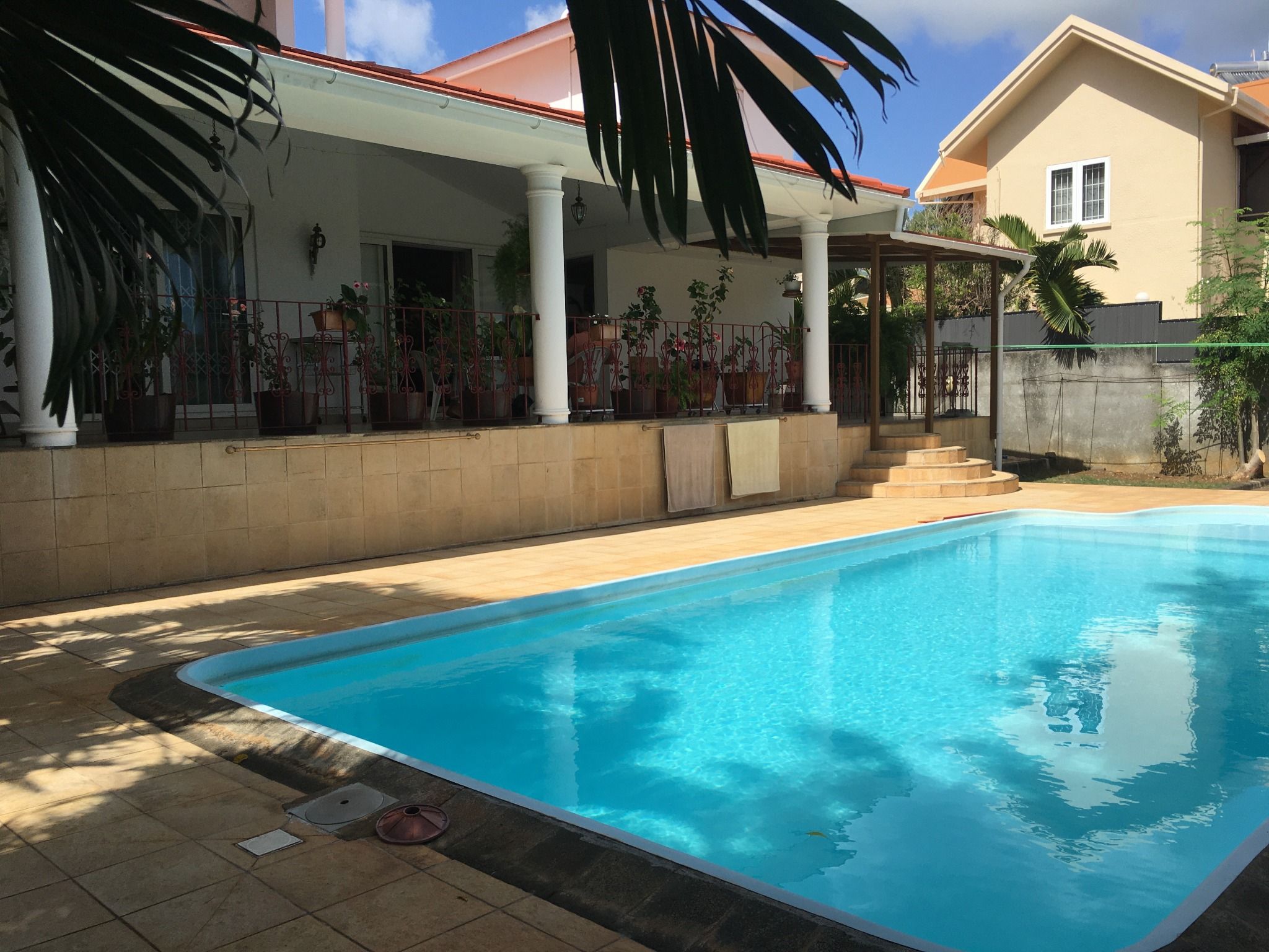 Maison / Villa 6 Chambre(s) en vente à Albion, ouest, île Maurice – LexpressProperty.com | 385098 | Ref01