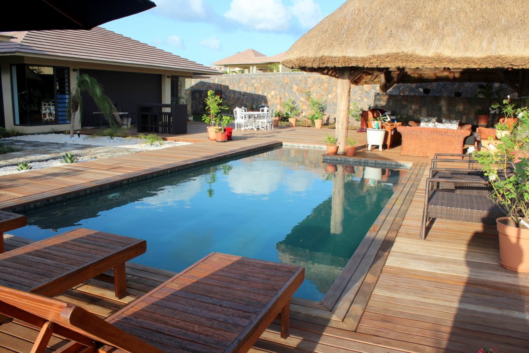 Maison / Villa 4 Chambre(s) en location à Tamarin, ouest, île Maurice – LexpressProperty.com | 387470 | Ref01