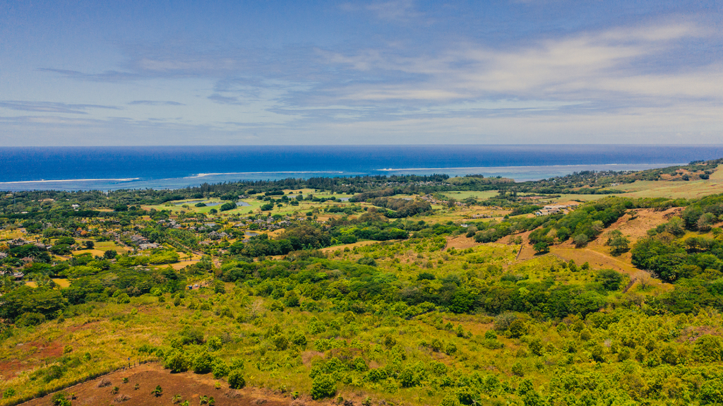 Terrain résidentiel de 1800 m2 en vente à Bel Ombre, sud, île Maurice – LexpressProperty.com | 331887 | Ref01