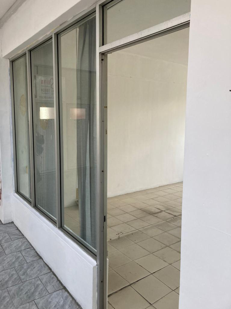 Commercial space for rent in La Louise, center, Mauritius – LexpressProperty.com | 332653 | Ref01