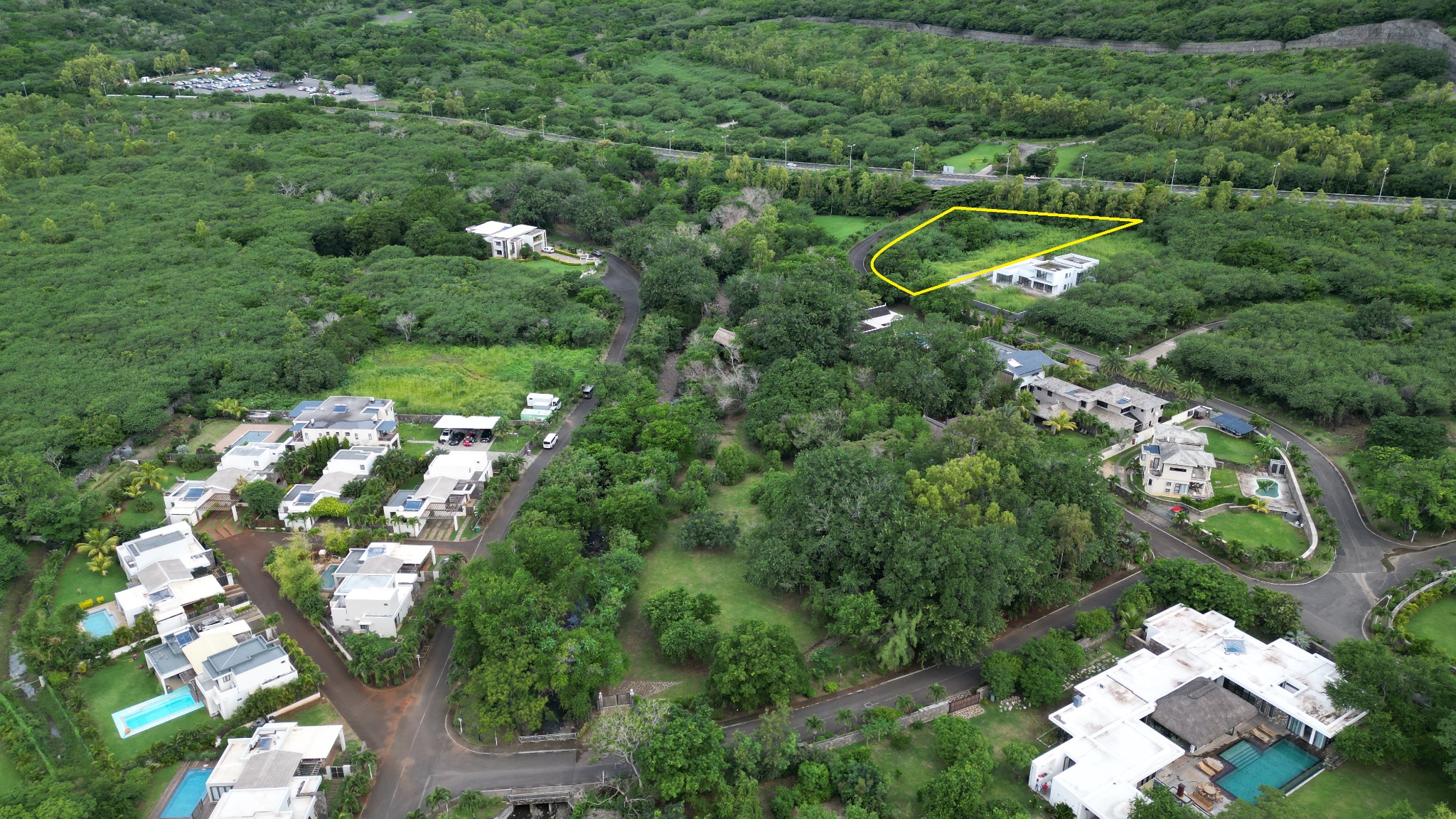 Terrain résidentiel de 2553 m2 en vente à Pailles, centre, île Maurice – LexpressProperty.com | 227946 | Ref01