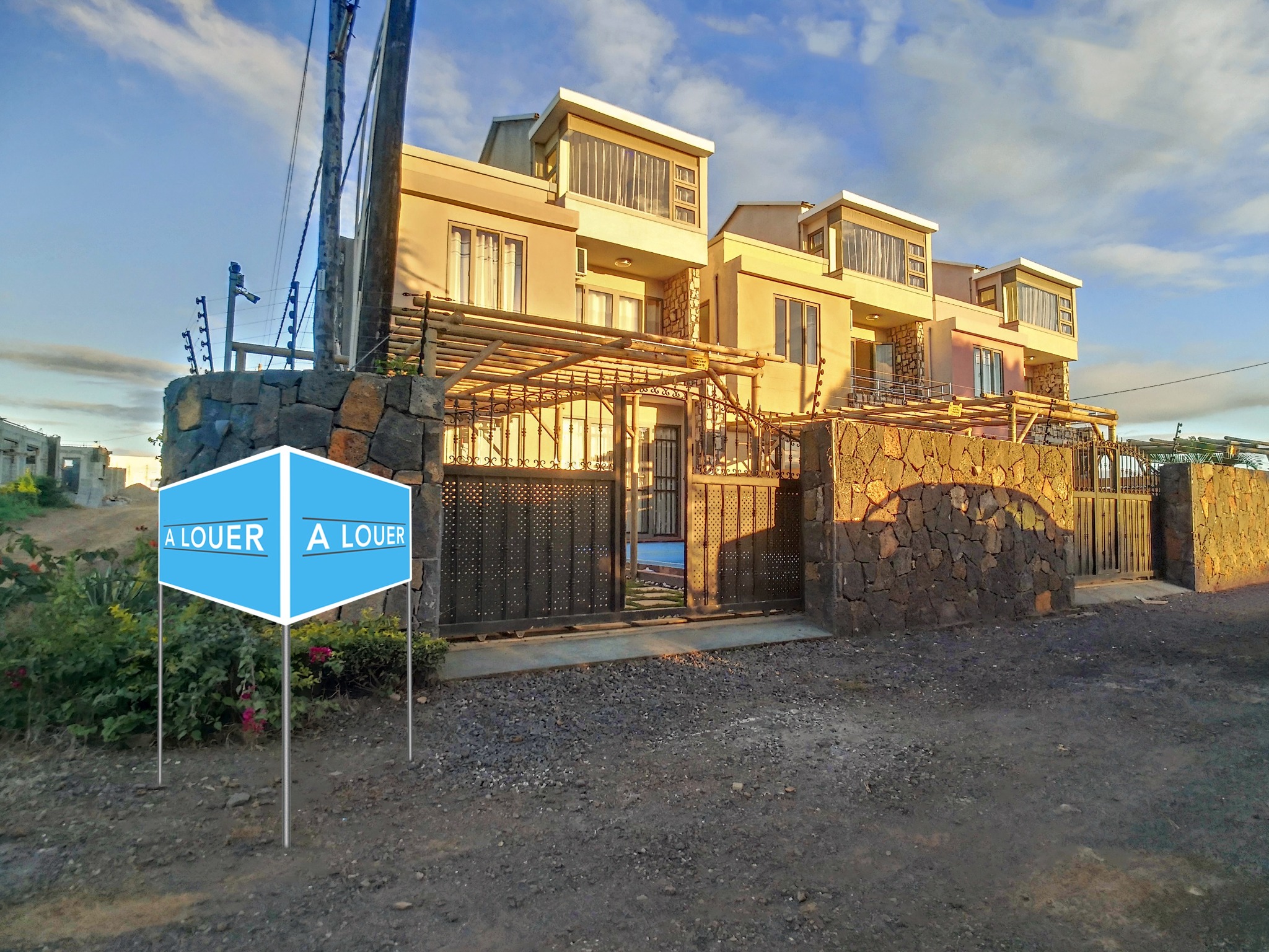 Townhouse / Duplex 3 Chambre(s) en location à Péreybère, nord, île Maurice – LexpressProperty.com | 334457 | Ref01
