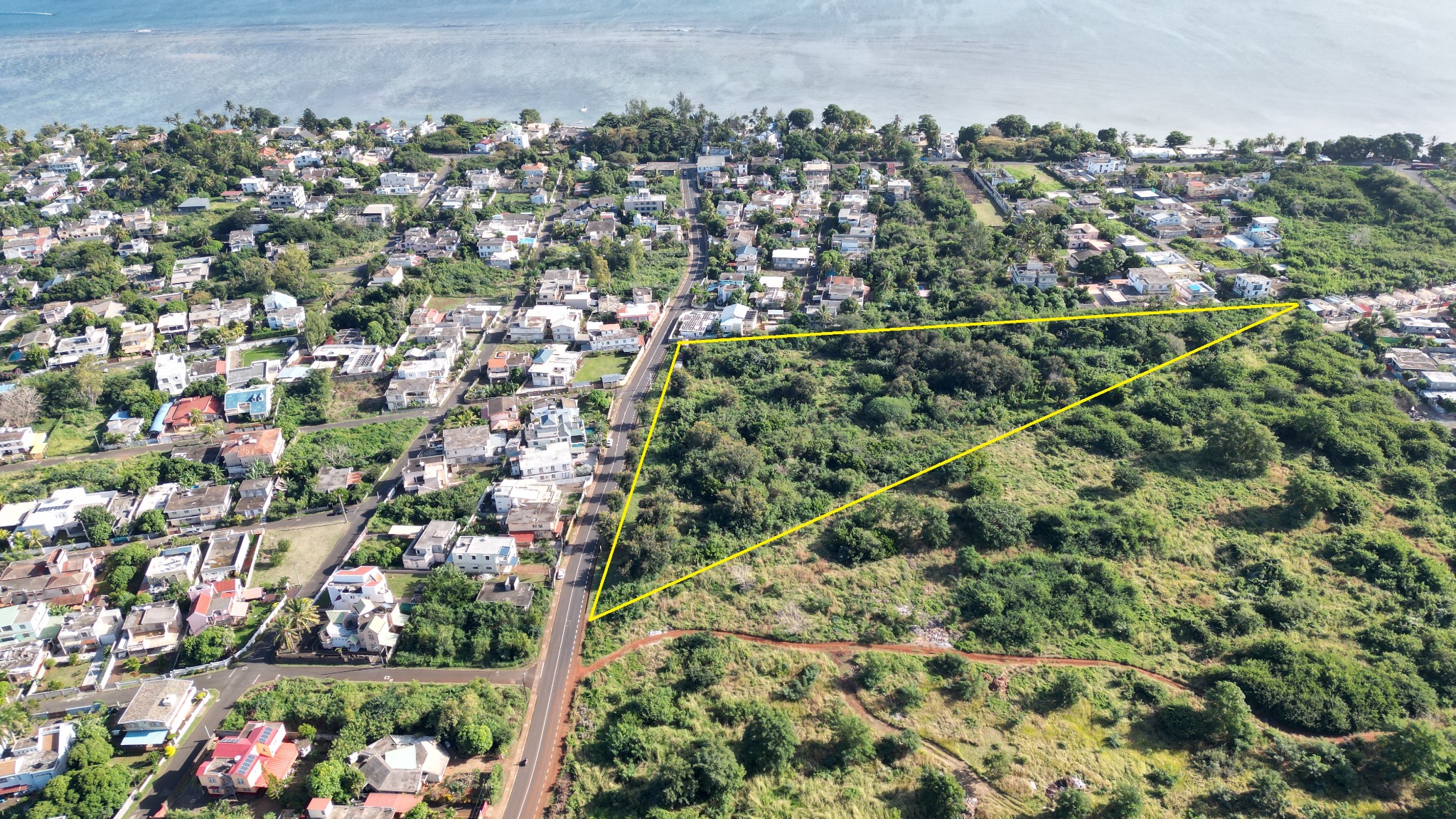 Commercial land of 24252 m2 for sale in Riche Terre, north, Mauritius – LexpressProperty.com | 335427 | Ref01