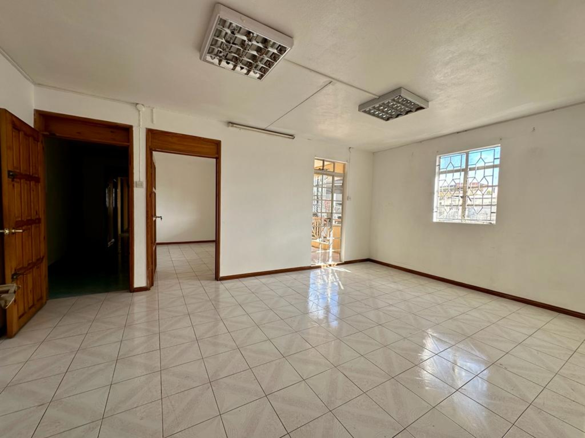 Bureau location à Quatre Bornes, centre, île Maurice – LexpressProperty.com | 336963 | Ref01