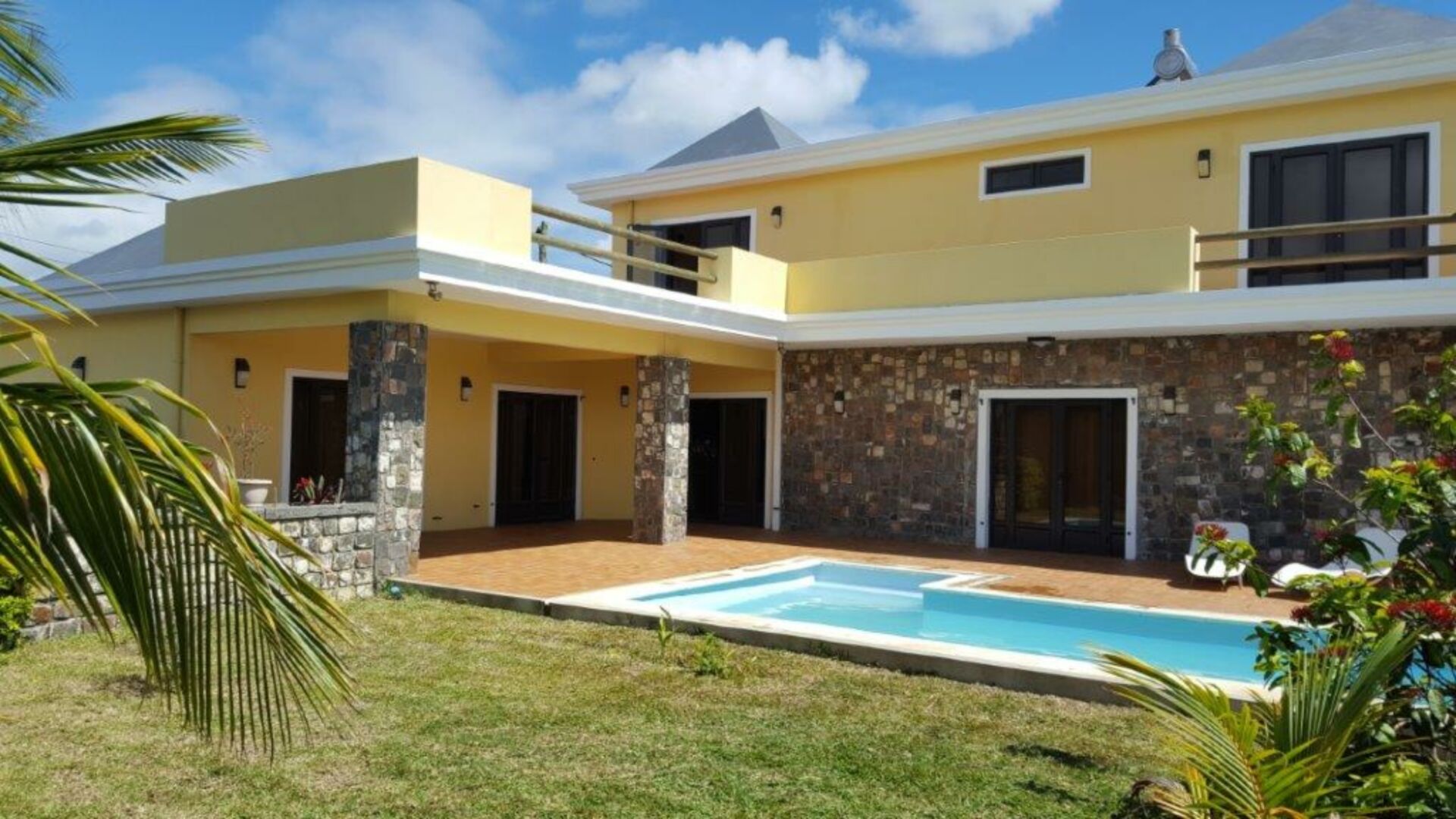 House / Villa of 3 bedrooms for rent in Grand Gaube, north, Mauritius – LexpressProperty.com | 337815 | Ref01