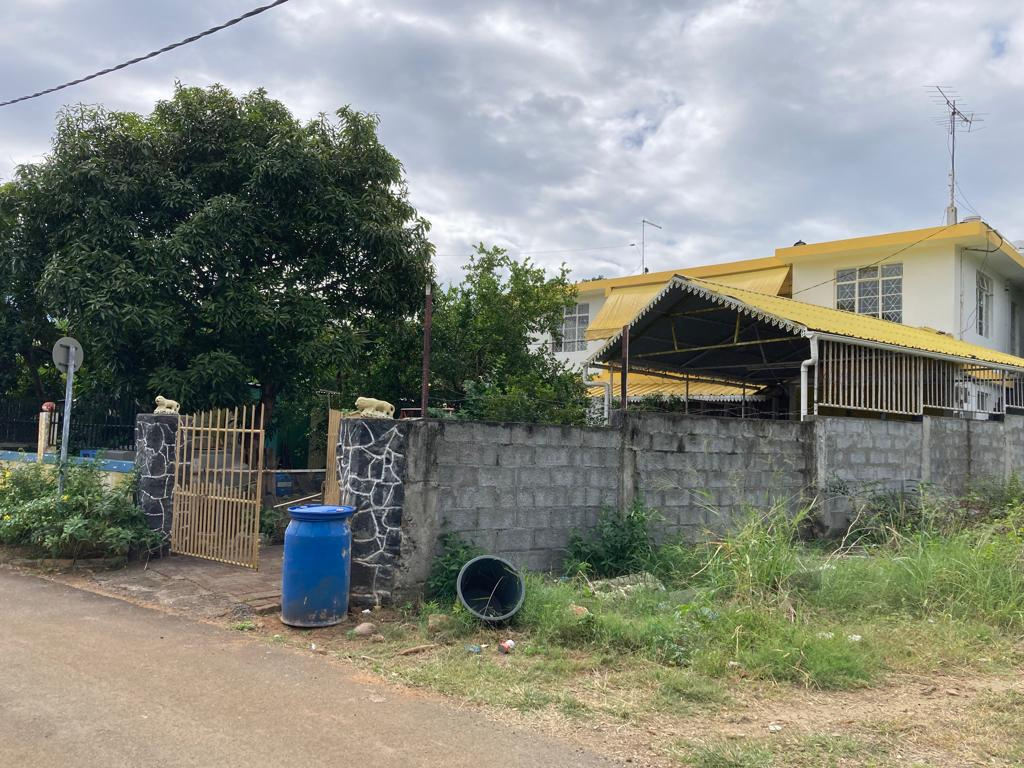 House / Villa of 7 bedrooms for sale in Albion, west, Mauritius – LexpressProperty.com | 336563 | Ref01
