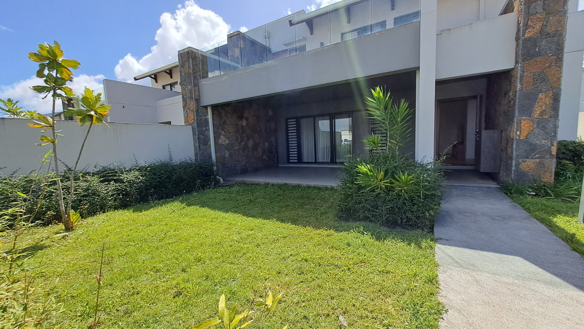 Townhouse / Duplex 4 Chambre(s) en location à Moka, centre, île Maurice – LexpressProperty.com | 366872 | Ref01