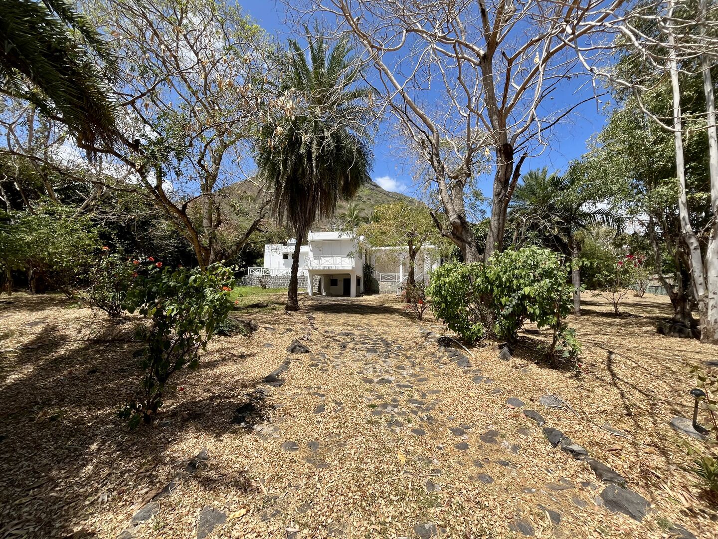 Residential land of 2097 m2 for sale in Tamarin, west, Mauritius – LexpressProperty.com | 603447 | Ref01
