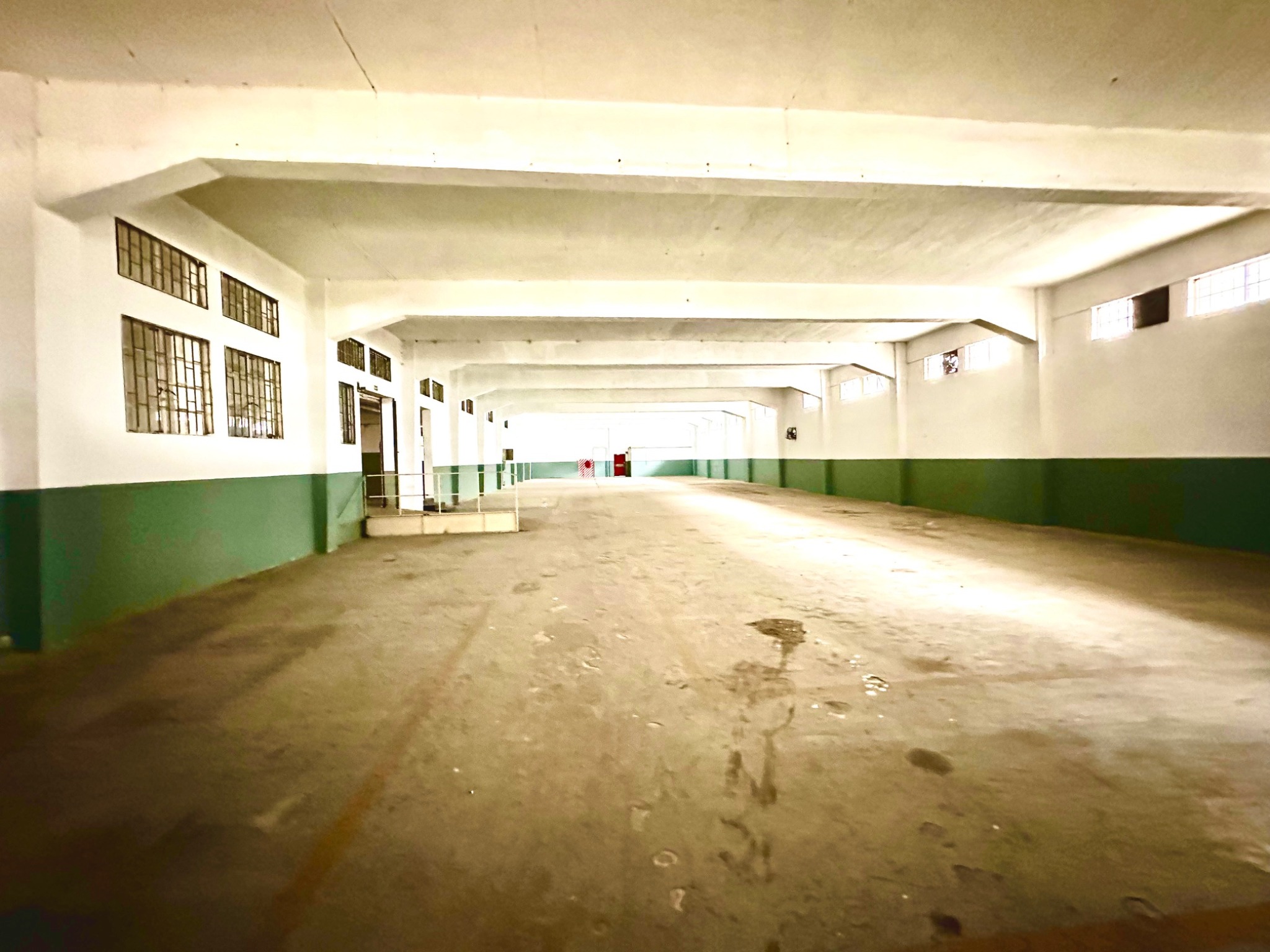 Warehouse for rent in Port Louis, north, Mauritius – LexpressProperty.com | 586147 | Ref01