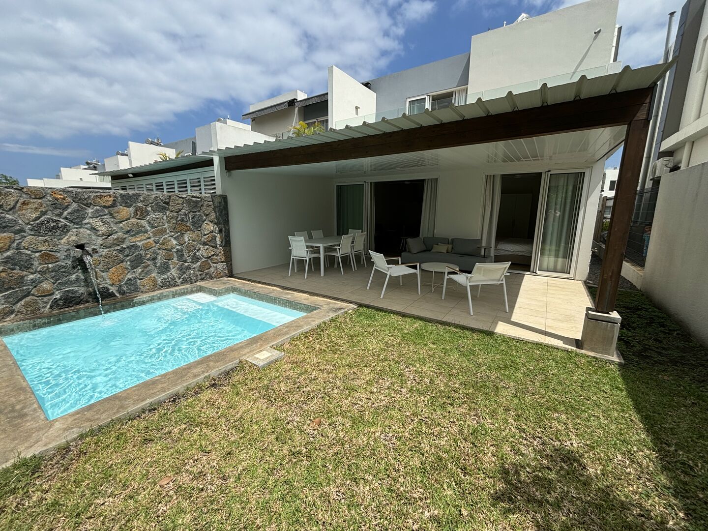 Townhouse / Duplex of 3 bedrooms for sale in Tamarin, west, Mauritius – LexpressProperty.com | 616106 | Ref01