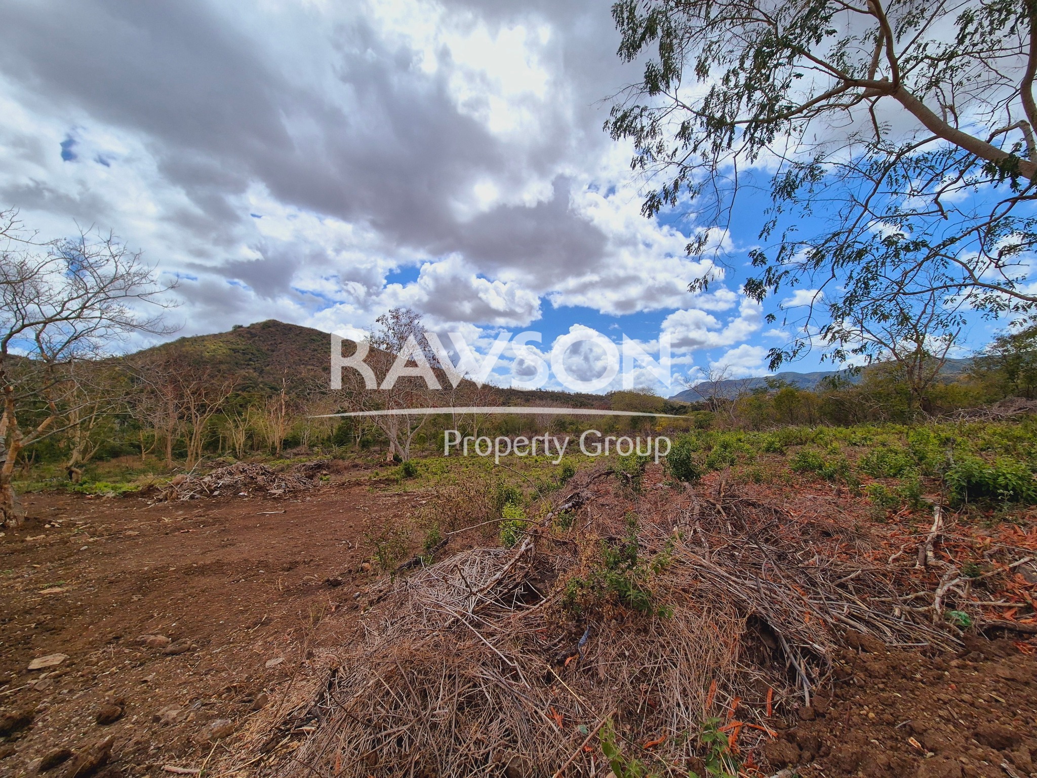 Residential land of 3347 m2 for sale in Black River, west, Mauritius – LexpressProperty.com | 587148 | Ref01