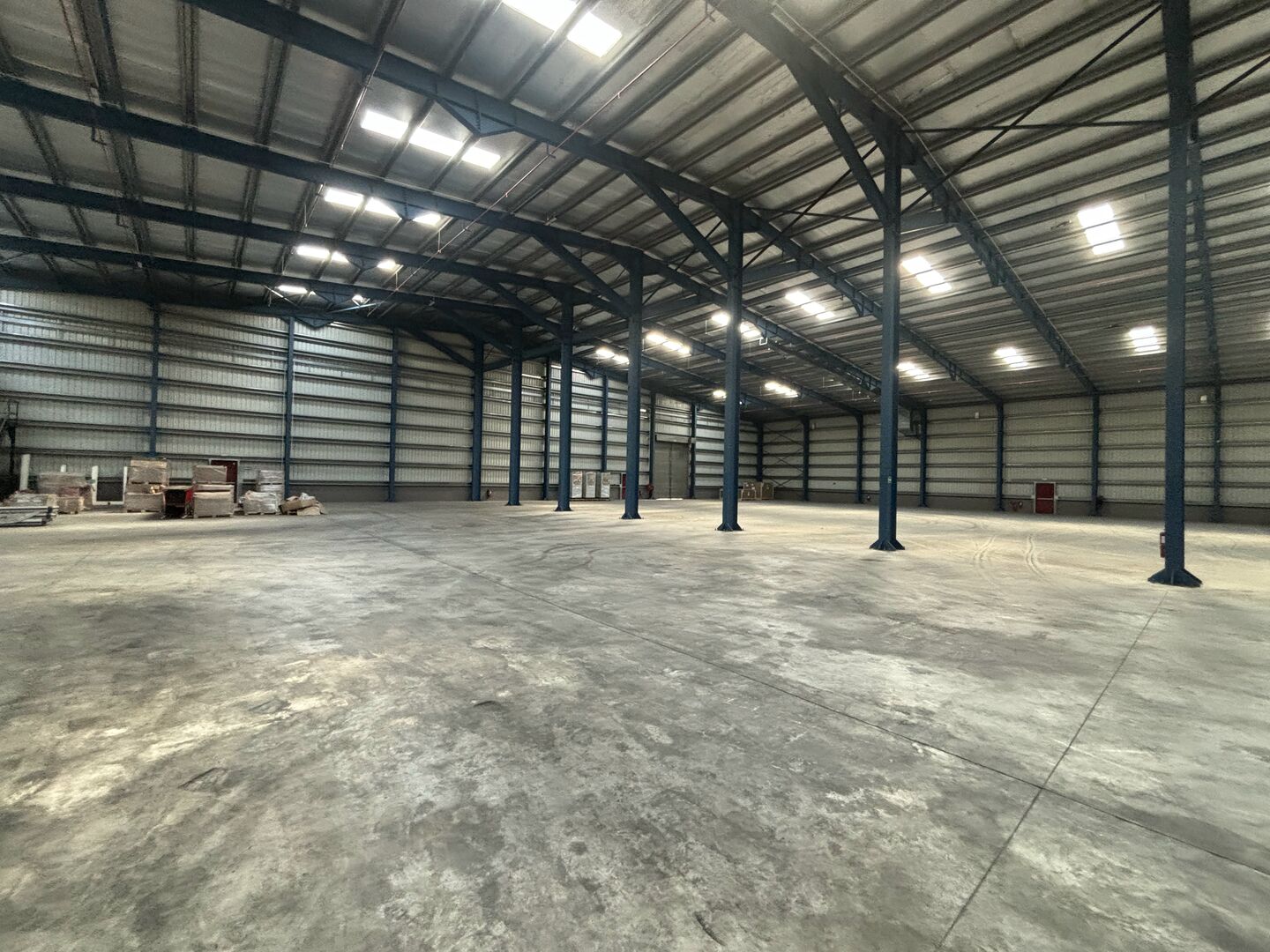 Commercial building for rent in Terre Rouge, north, Mauritius – LexpressProperty.com | 594383 | Ref01