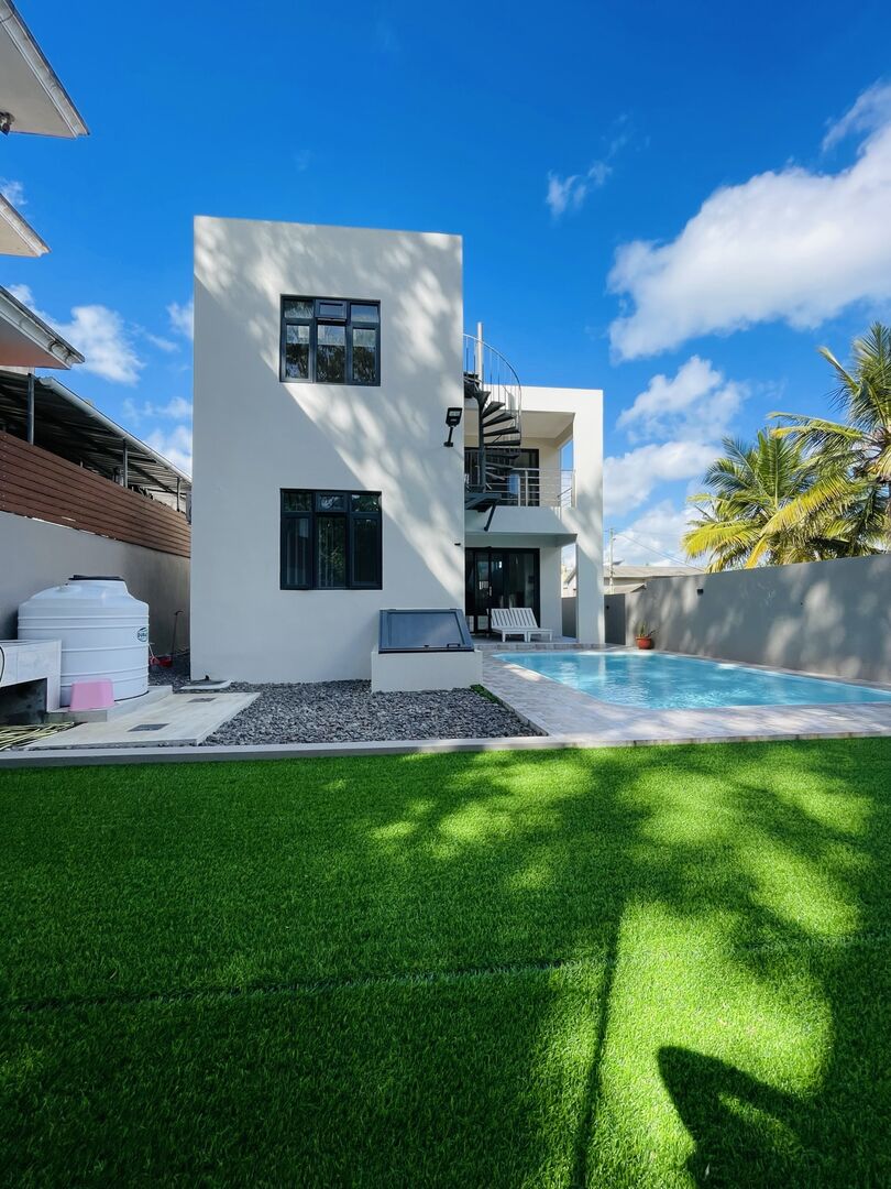 Maison / Villa 4 Chambre(s) en location à Trou aux Biches, nord, île Maurice – LexpressProperty.com | 658273 | Ref01