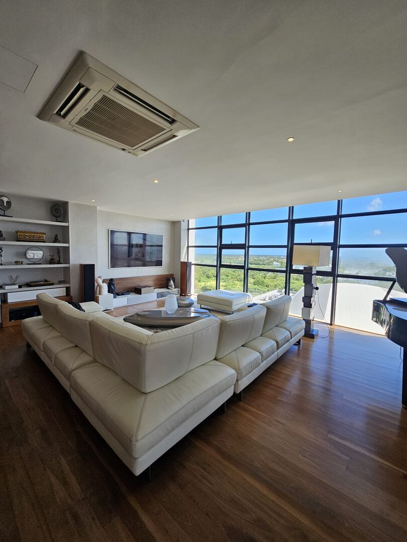 Penthouse 6 Chambre(s) en vente à Grand Bay, nord, île Maurice – LexpressProperty.com | 664261 | Ref01