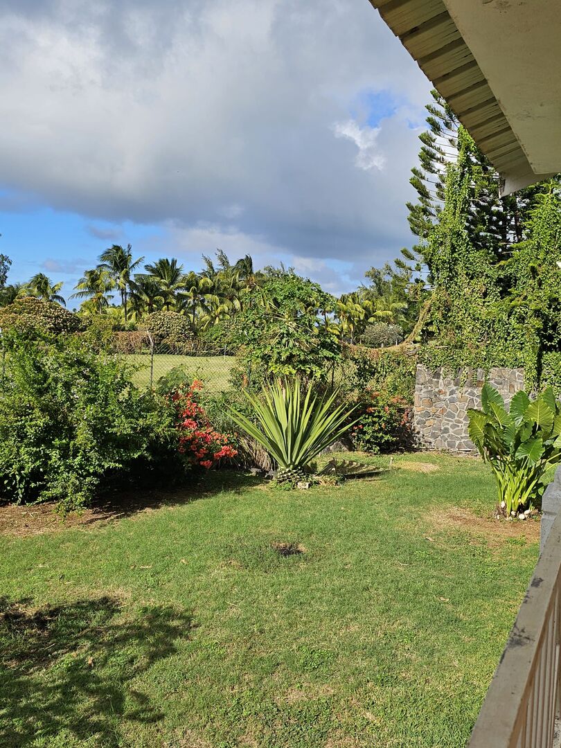 Terrain résidentiel de 1794 m2 en vente à Grand Gaube, nord, île Maurice – LexpressProperty.com | 665675 | Ref01