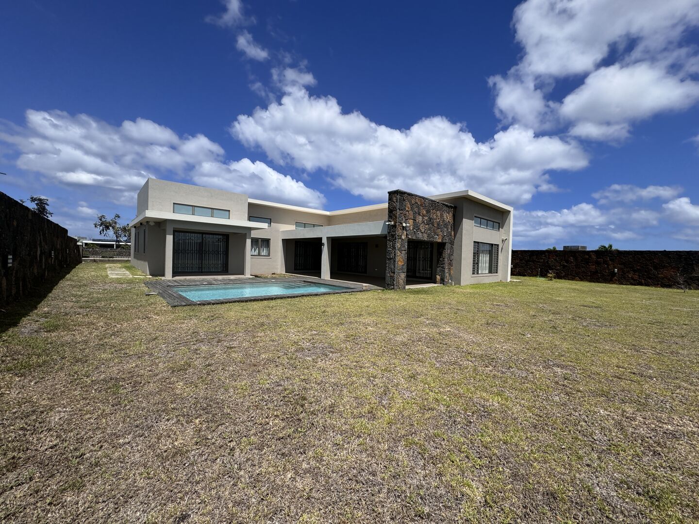 Property – LexpressProperty.com | 665202 | Ref01