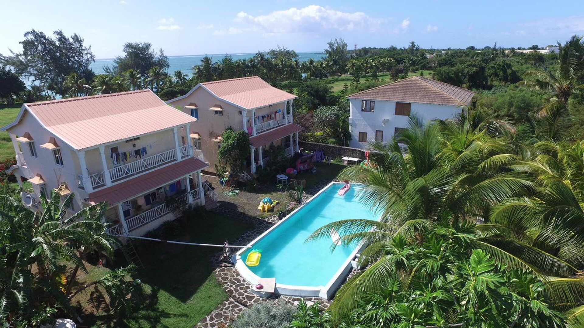 Complexe / Bâtiment résidentiel 6 Chambre(s) en vente à Grand Gaube, nord, île Maurice – LexpressProperty.com | 665677 | Ref01