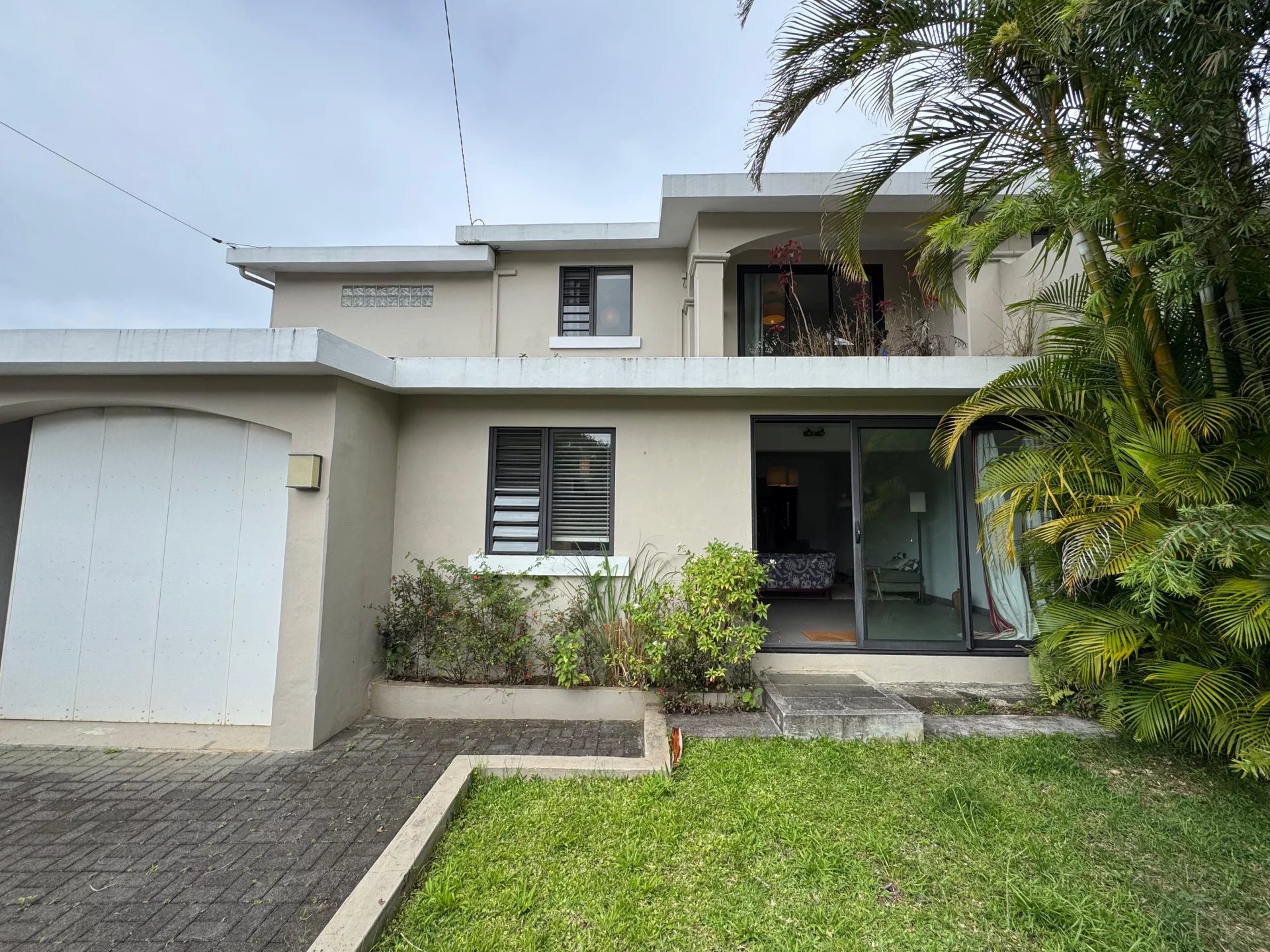 Townhouse / Duplex of 3 bedrooms for sale in Floréal, center, Mauritius – LexpressProperty.com | 675506 | Ref01