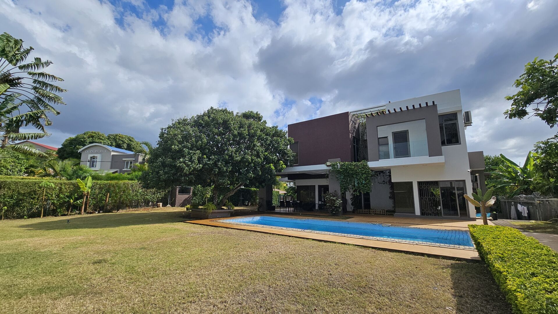 Maison / Villa 4 Chambre(s) en vente à Beau Bassin, centre, île Maurice – LexpressProperty.com | 679686 | Ref01
