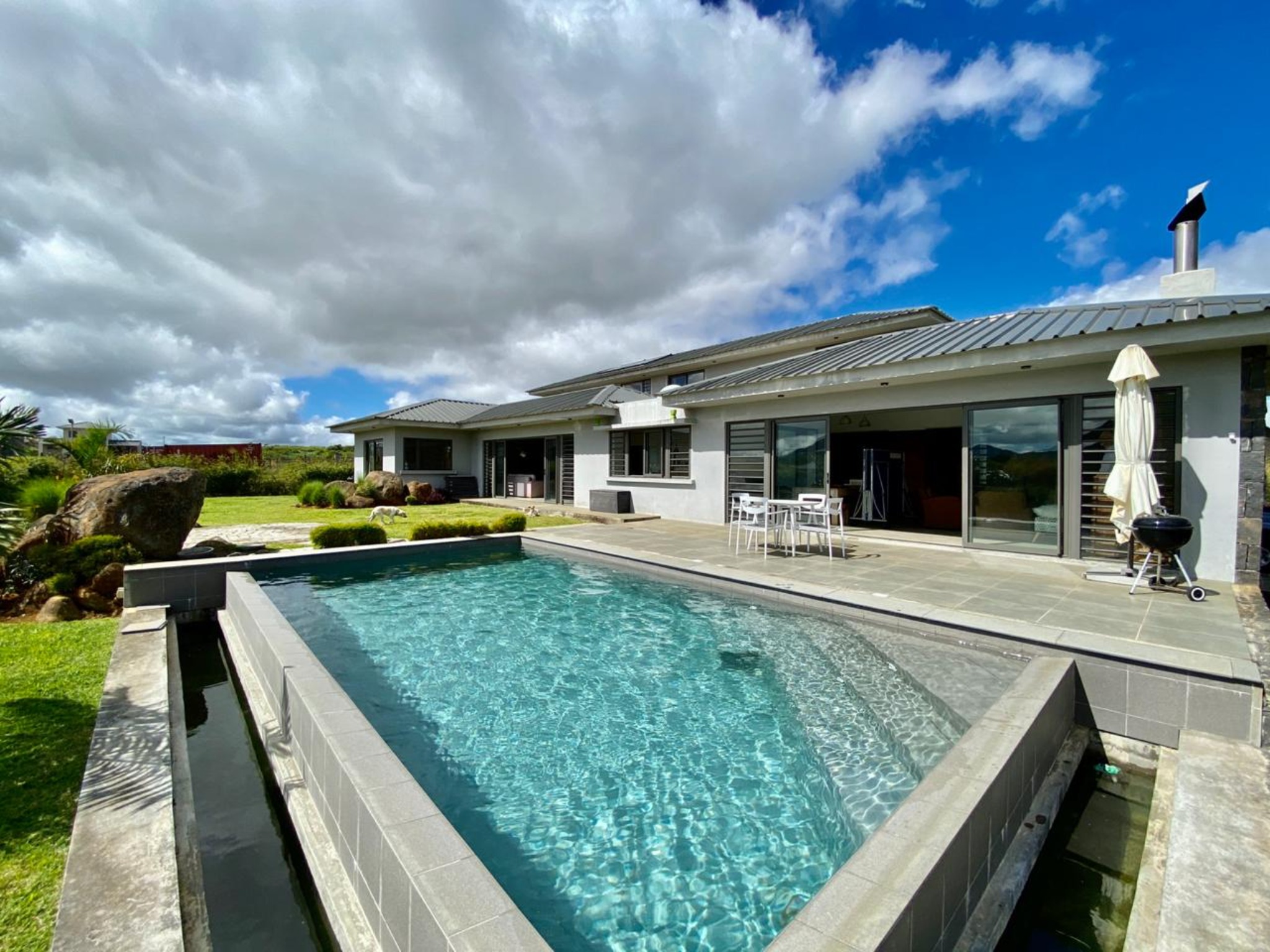 House / Villa of 4 bedrooms for sale in Moka, center, Mauritius – LexpressProperty.com | 258522 | Ref01