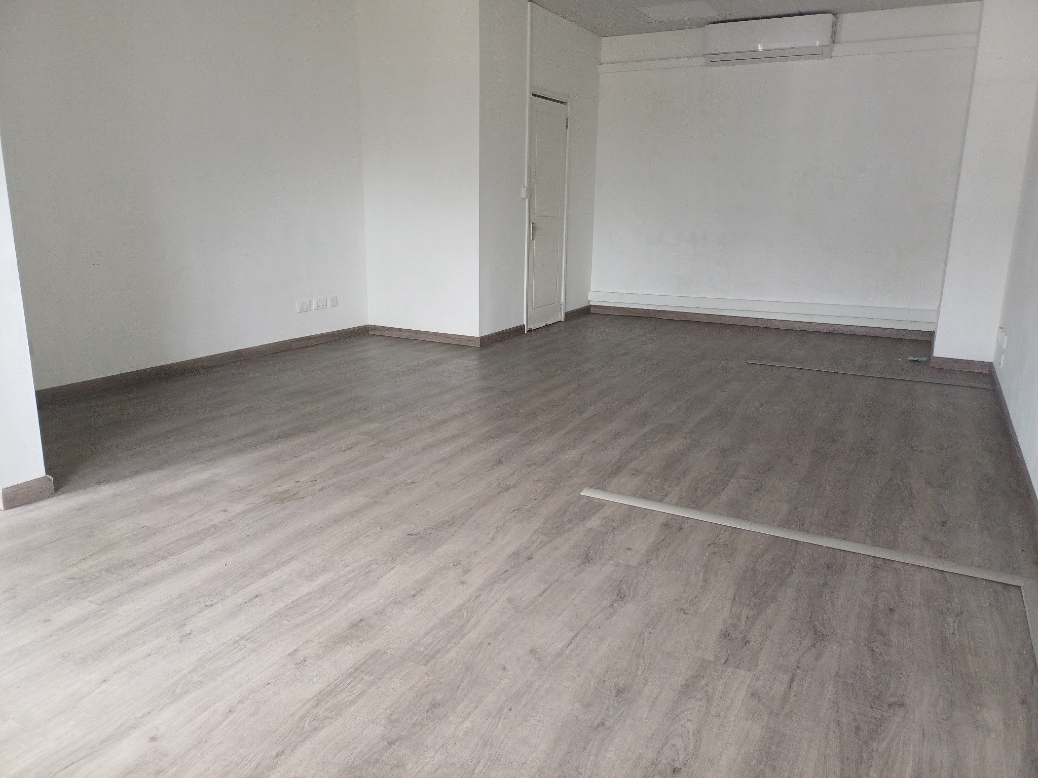 Office for rent in Rose Hill, center, Mauritius – LexpressProperty.com | 399927 | Ref01