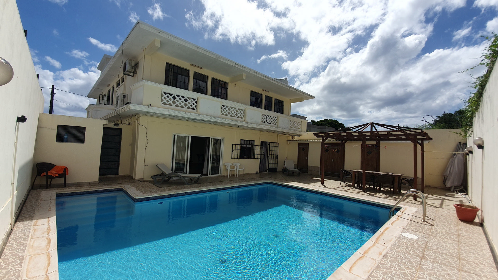 House / Villa of 7 bedrooms for sale in Albion, west, Mauritius – LexpressProperty.com | 425601 | Ref01