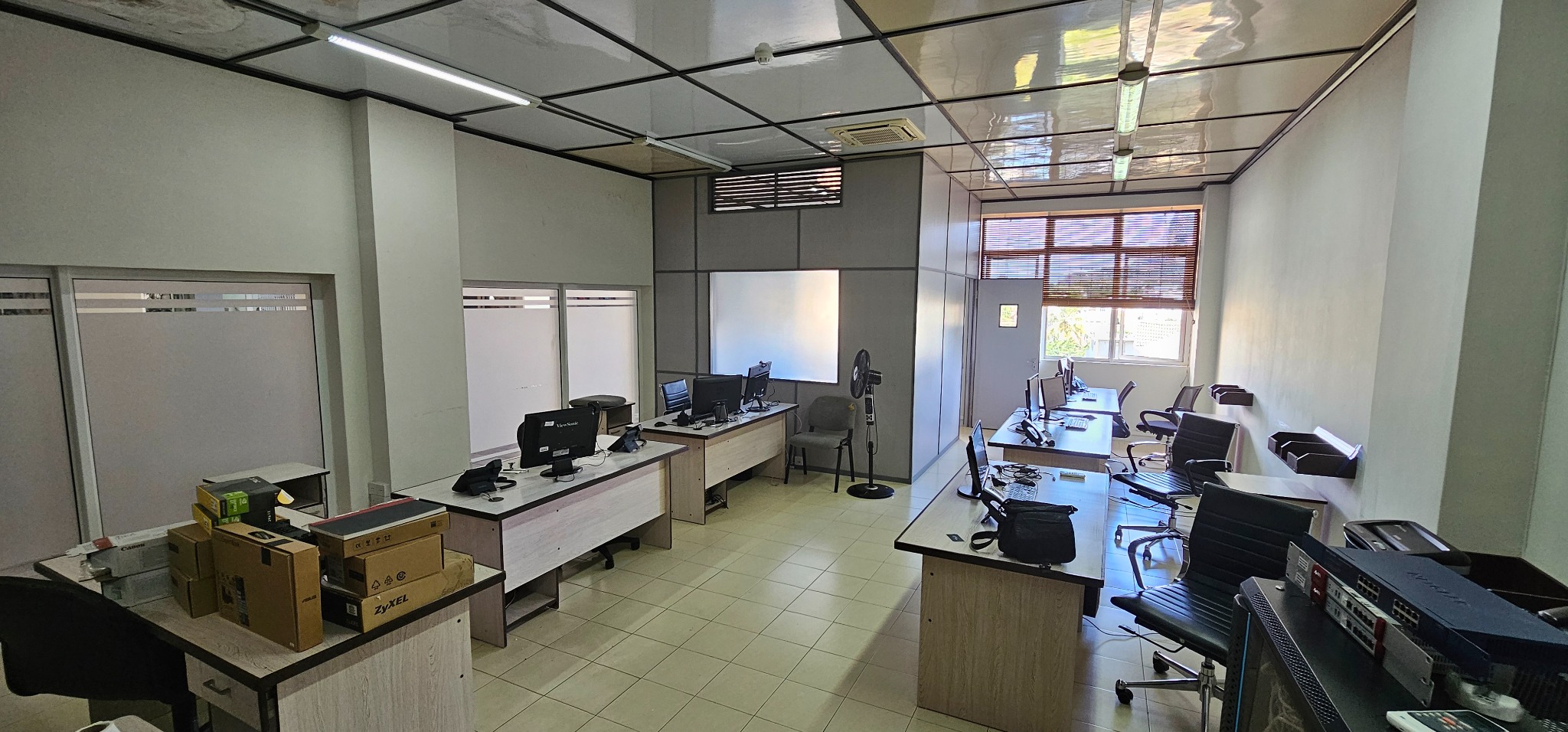 Office for sale in Quatre Bornes, center, Mauritius – LexpressProperty.com | 503128 | Ref01