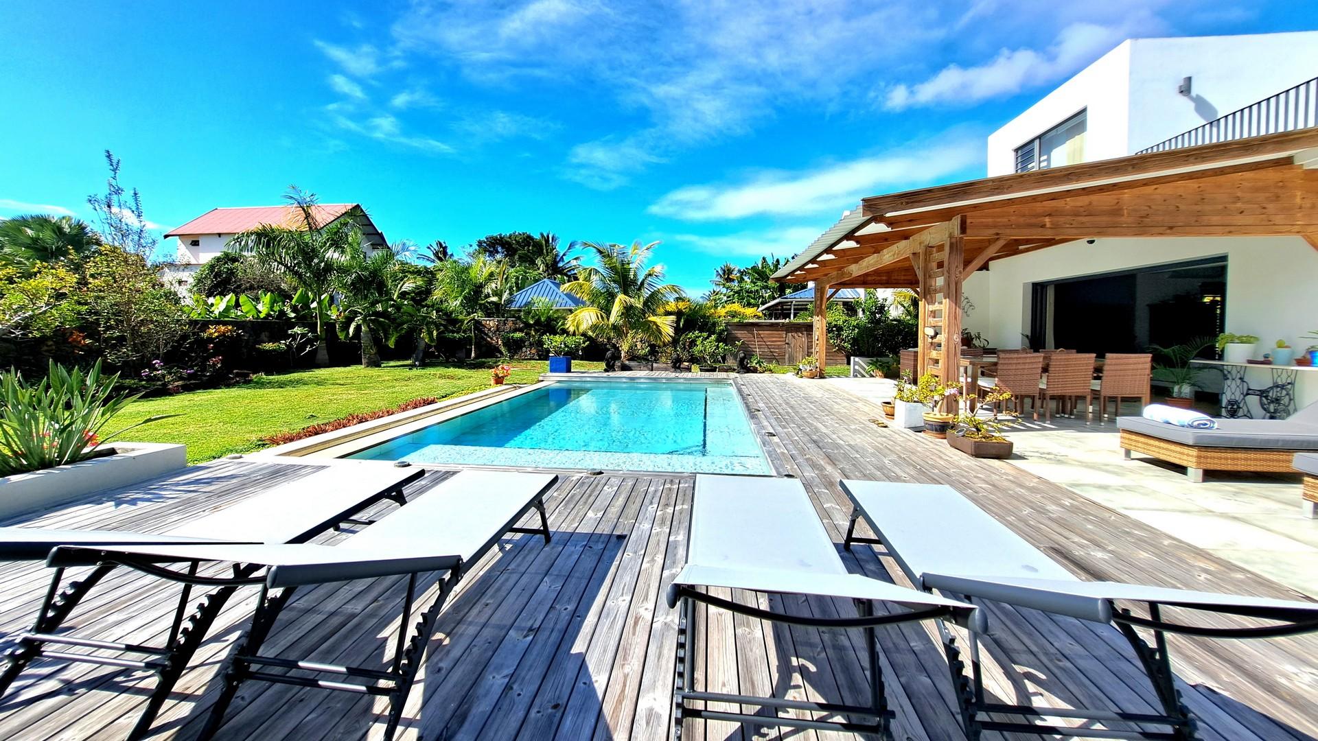 Maison / Villa 4 Chambre(s) en vente à Poste de Flacq, est, île Maurice – LexpressProperty.com | 339349 | Ref01